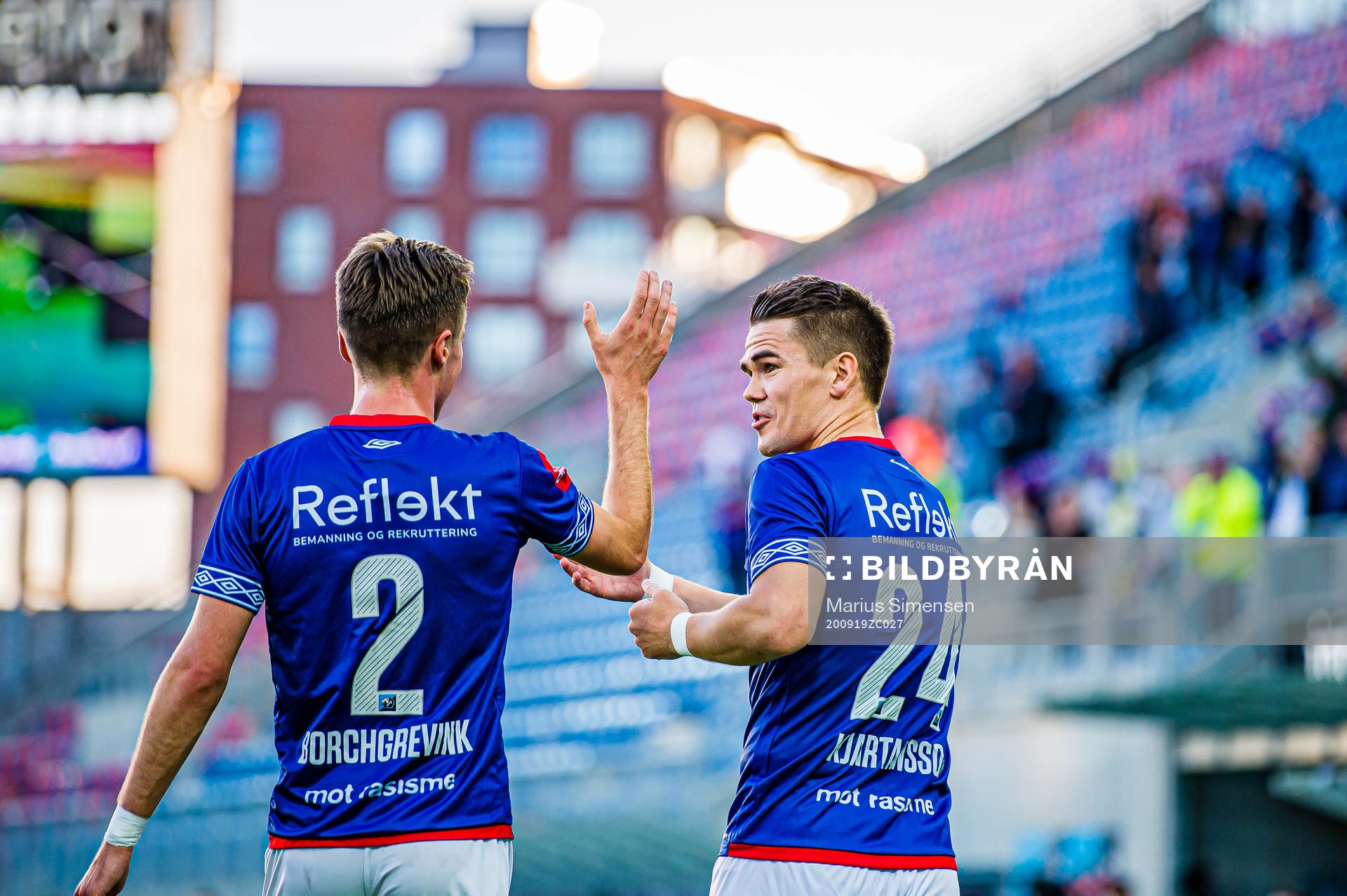 Vidar Örn Kjartansson of Vålerenga celebrates