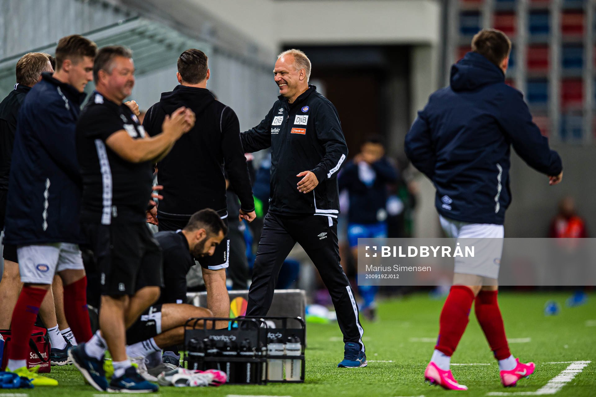 Dag-Eilev Fagermo, head coach of Vålerenga, celebrates