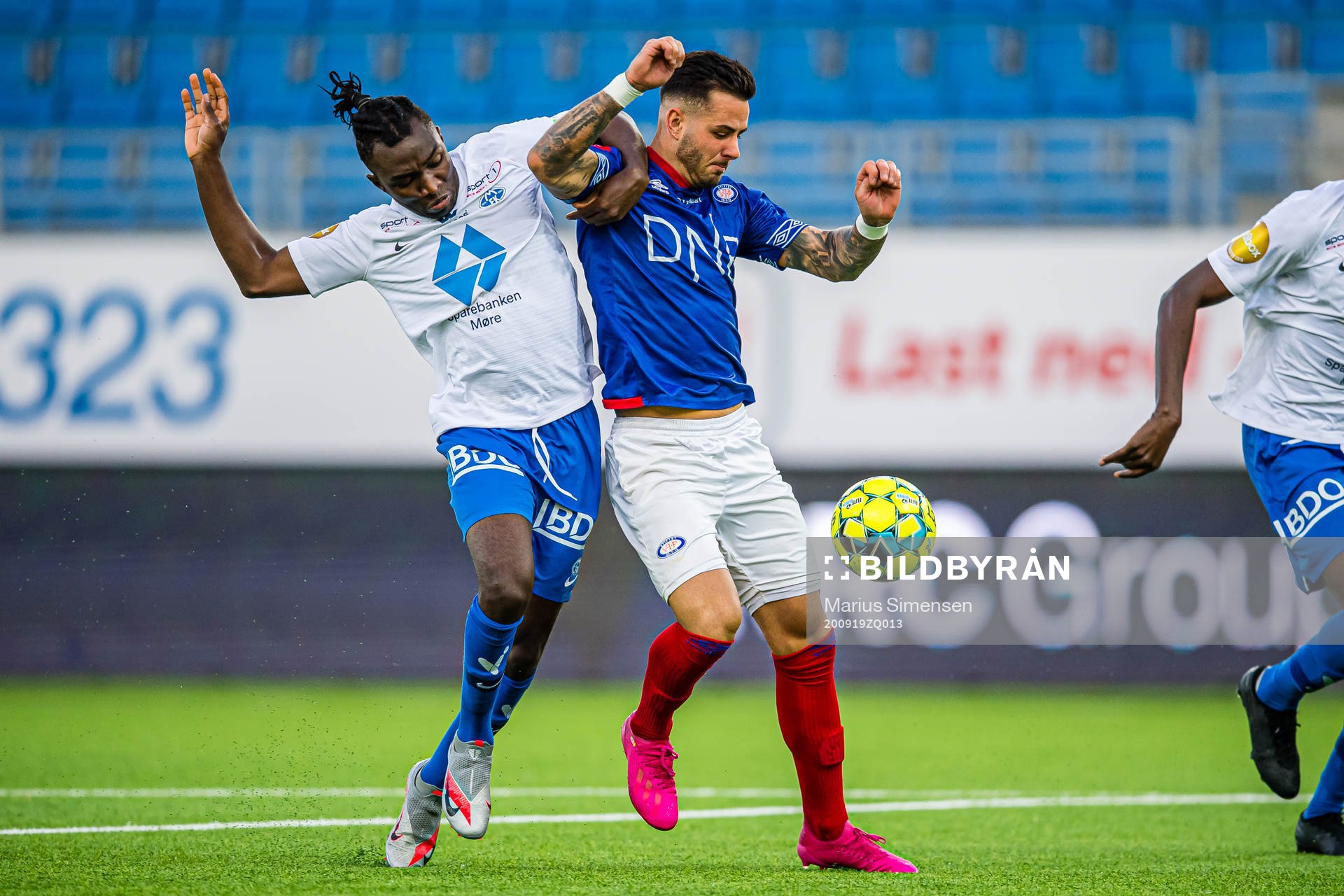John Shuguto Kitolano of Molde and Aron Leonard Dønnum of