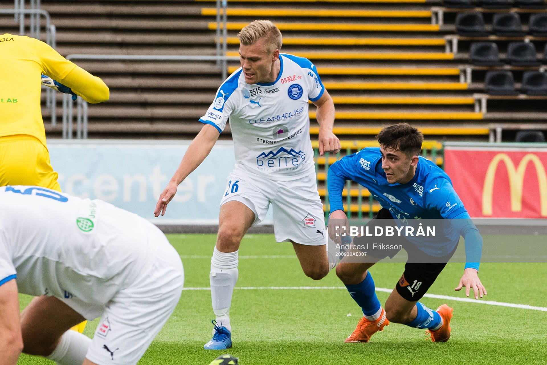 Akropolis Martin Falkeborn och Halmstads Emil Tot Wikström