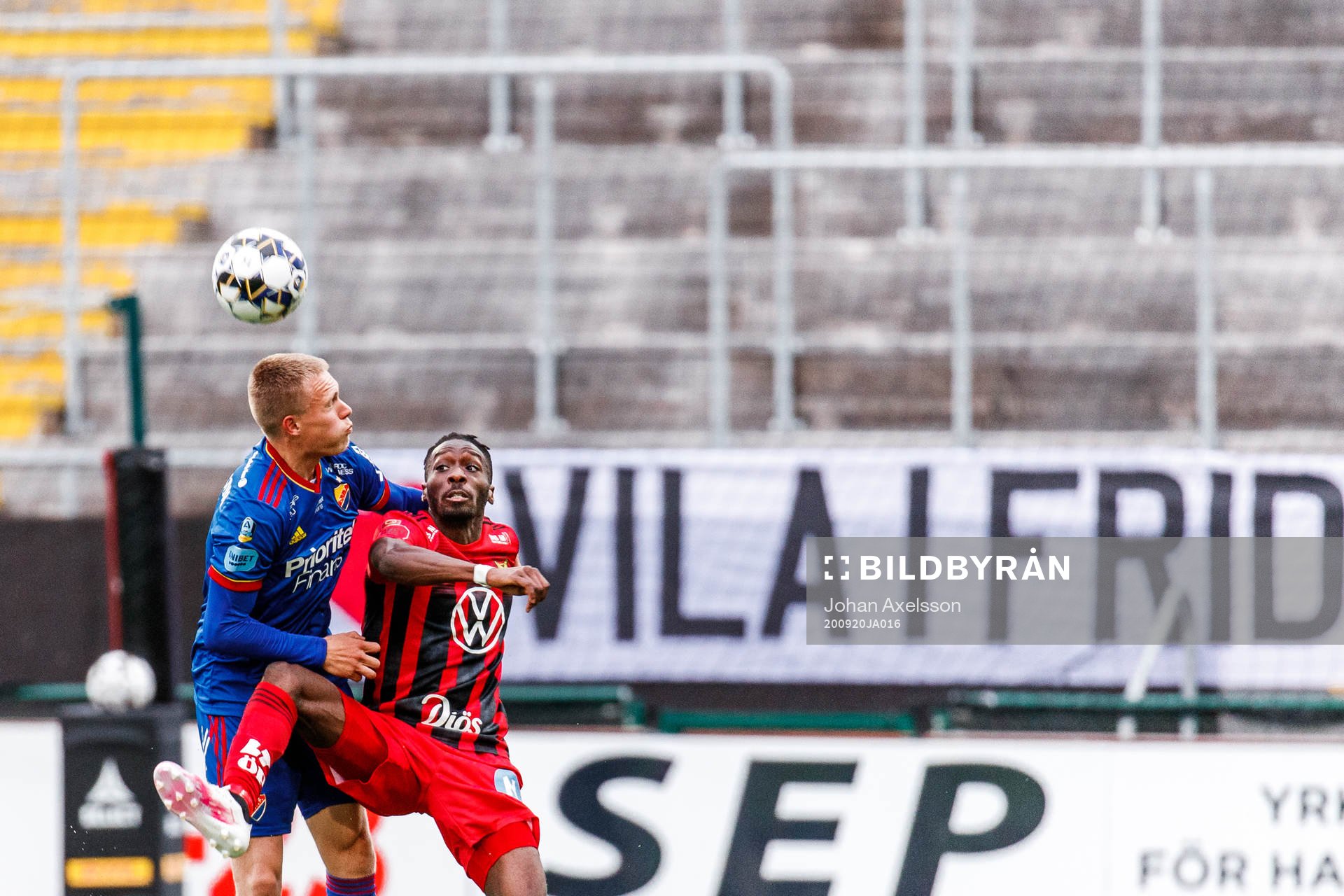Östersunds Blair Turgott och Djurgårdens Jonathan