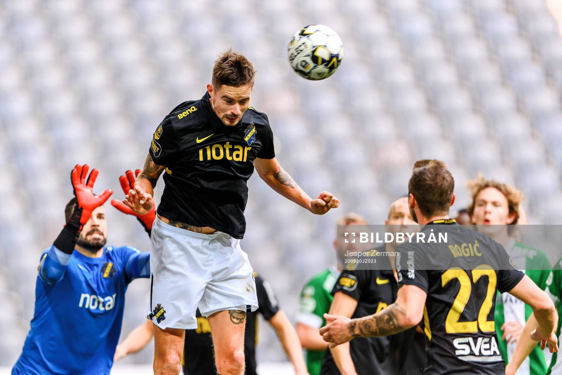 s Mikael Lustig