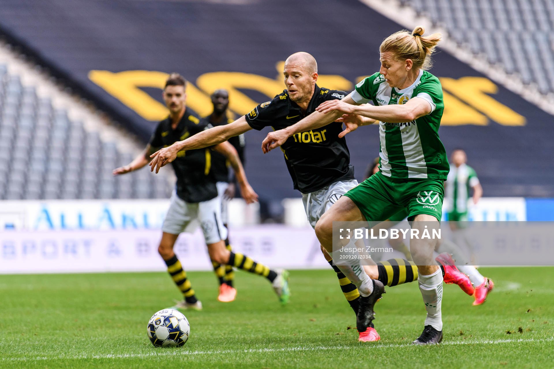 s Per Karlsson och Hammarbys Gustav Ludwigson