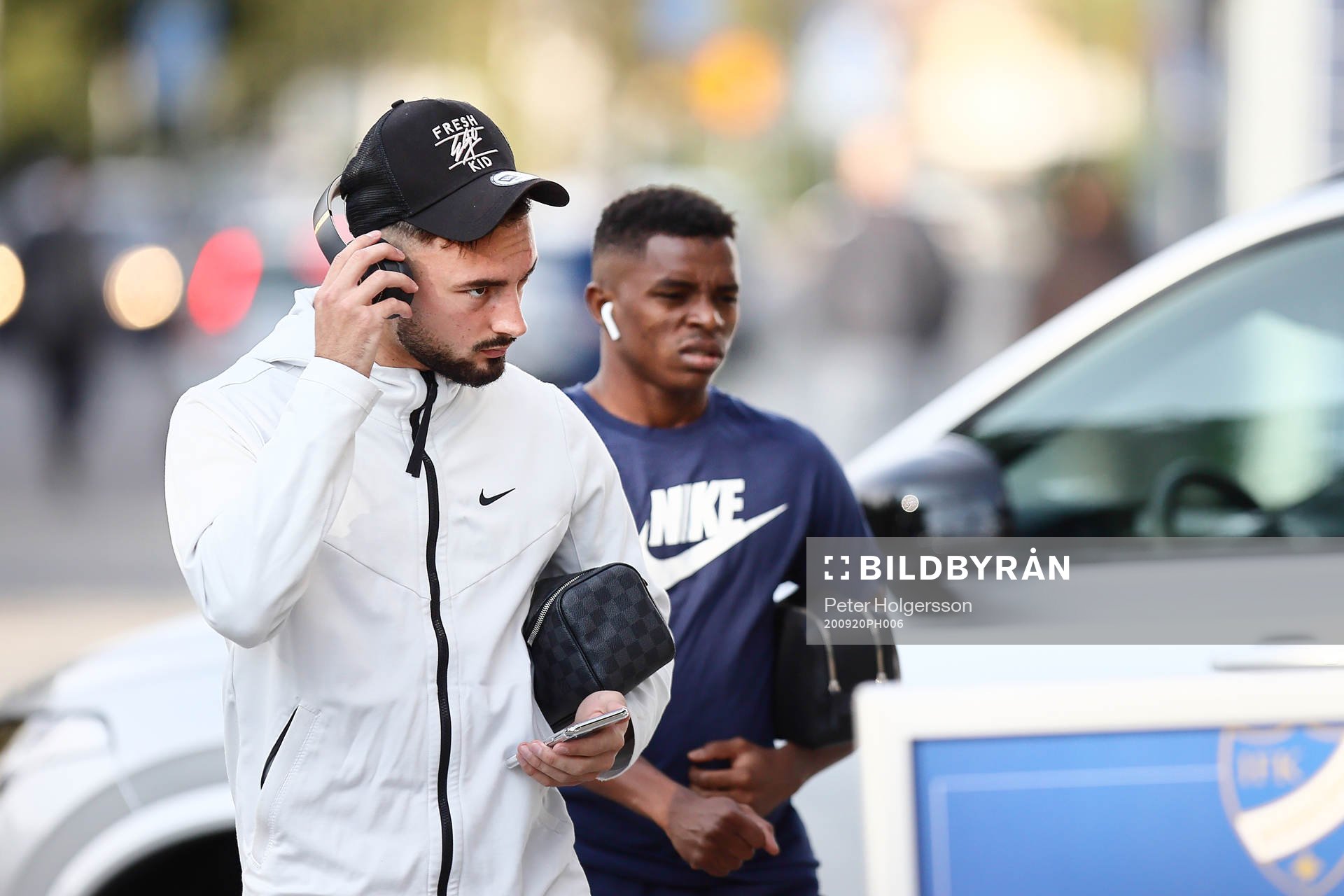 IFK Norrköpings Sead Haksabanovic och Manasse Kusu före