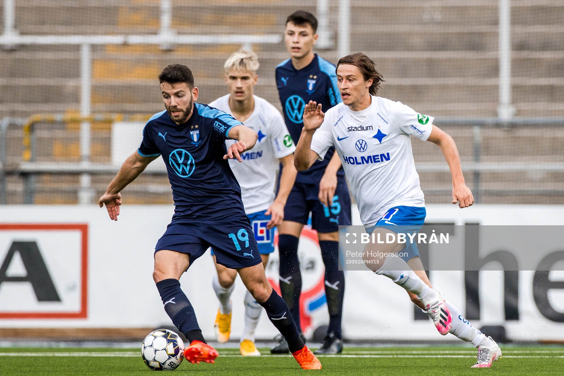 Malmö FFs Erdal Rakip och IFK Norrköpings Simon Thern