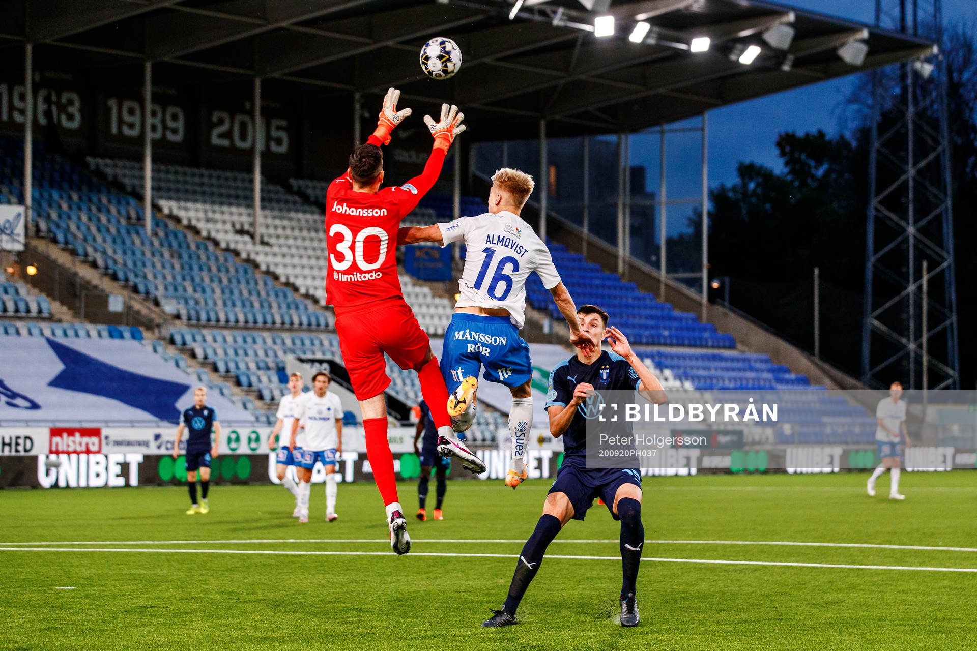 Malmö FFs målvakt Marko Johansson och IFK Norrköpings