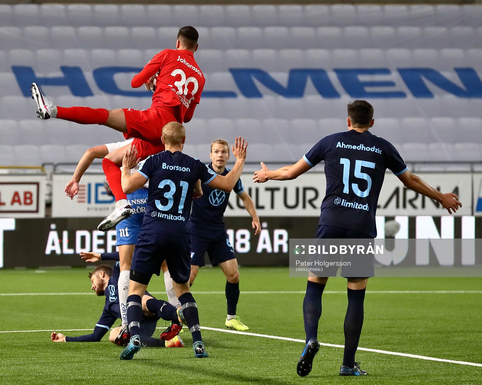 Malmö FFs Marko Johansson över IFK Norrköpings Rasmus