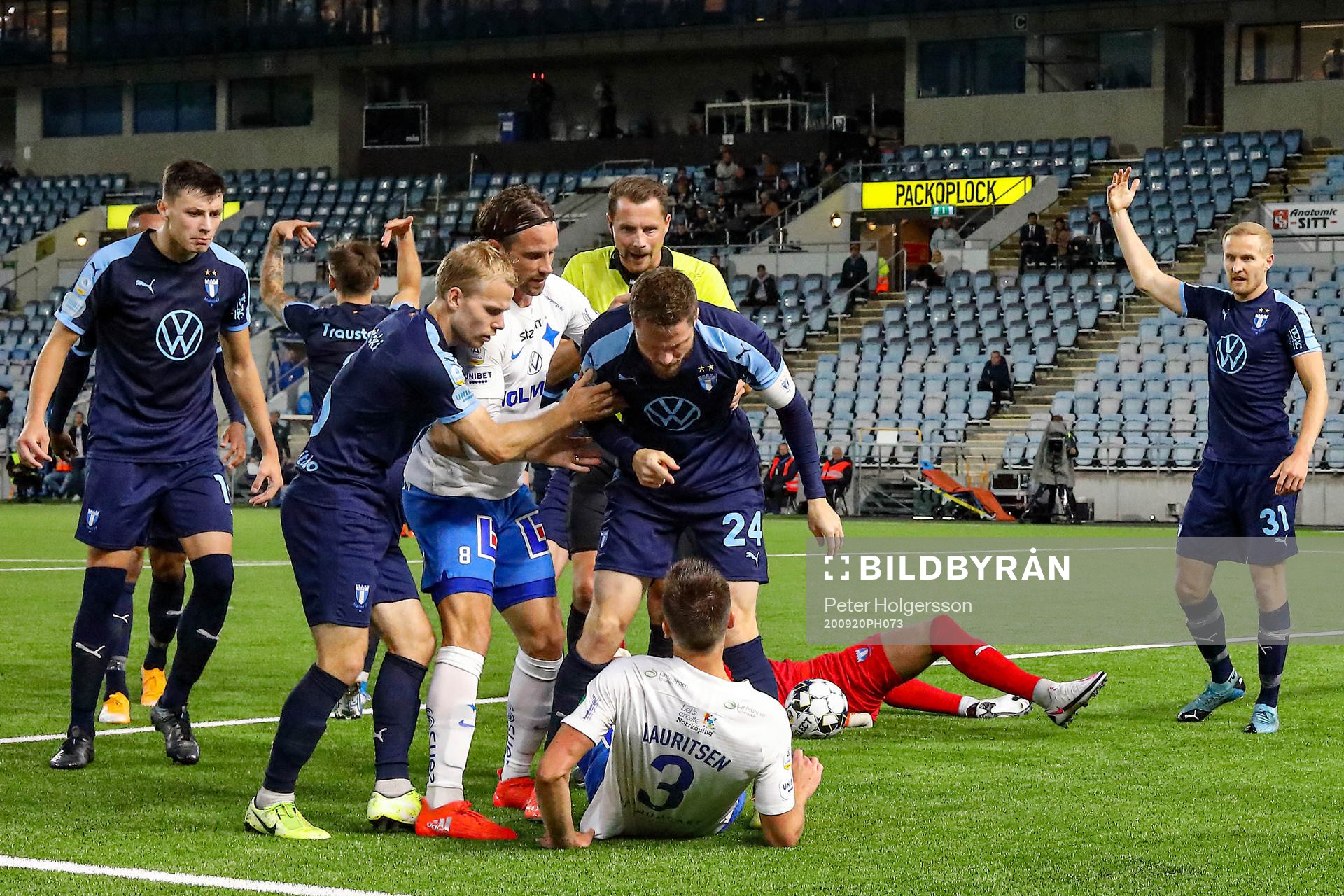 Situation som resulterade i varningar på IFK Norrköpings