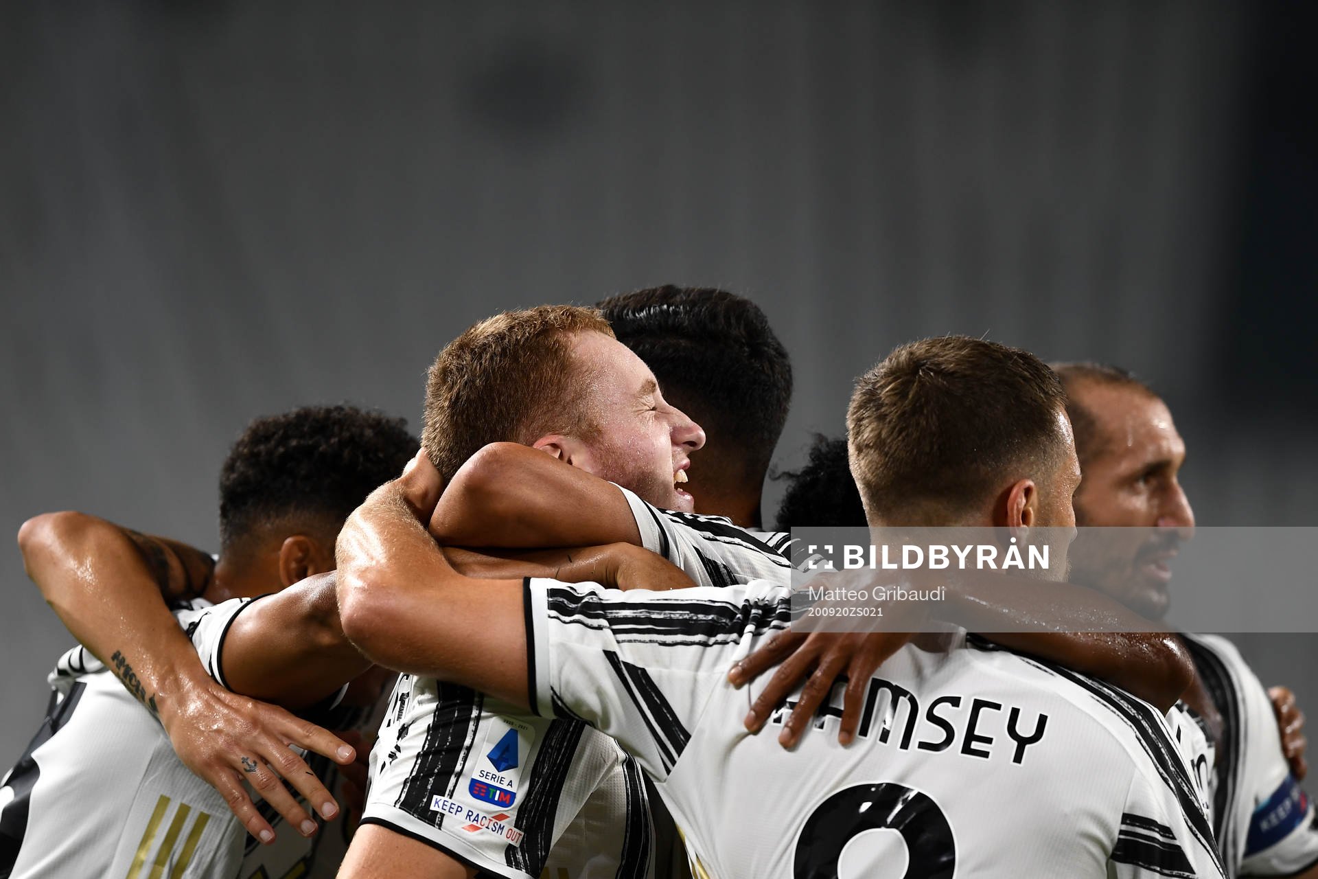 Dejan Kulusevski of Juventus celebrates the 1-0 goal