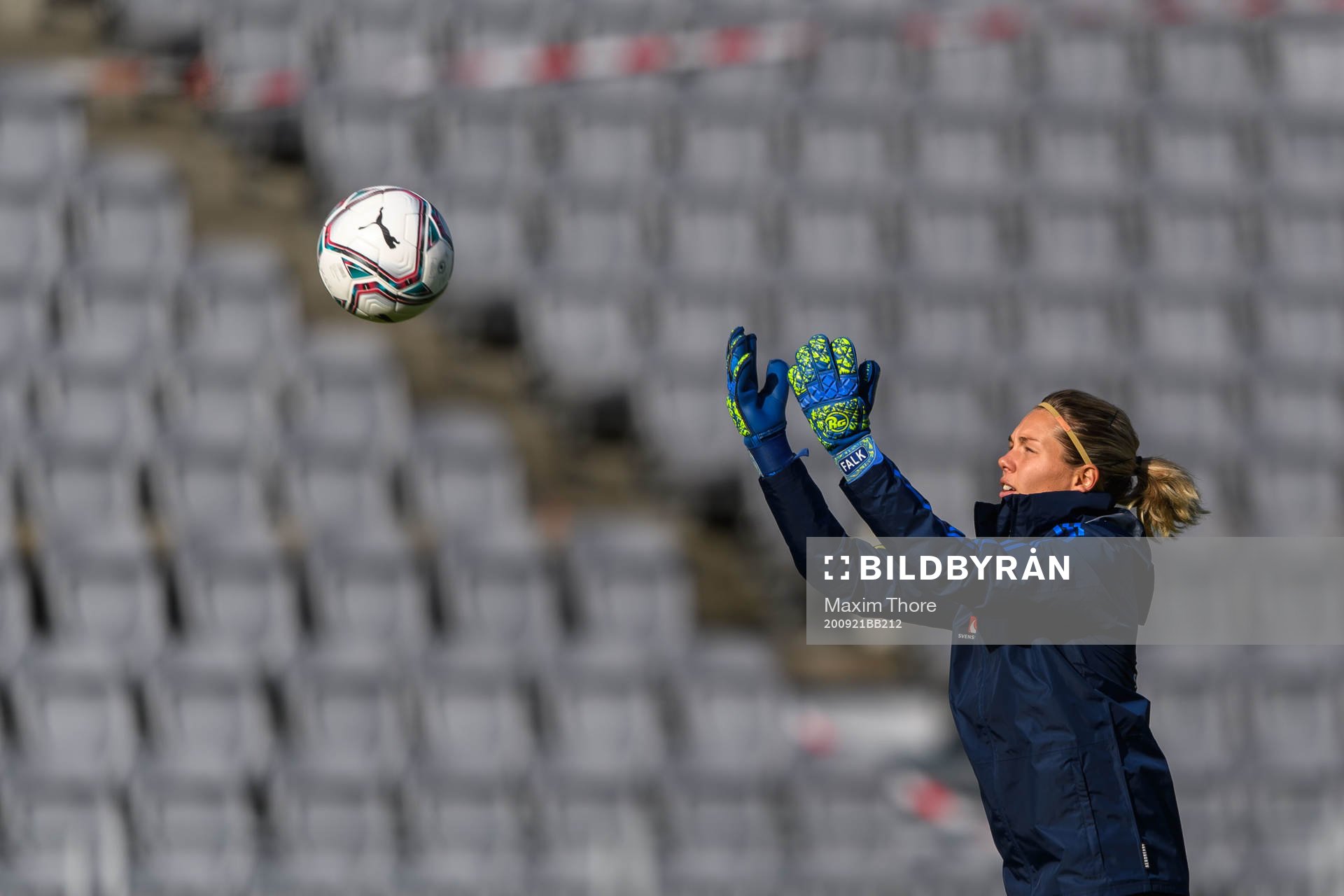 Goalkeeper Jennifer Falk