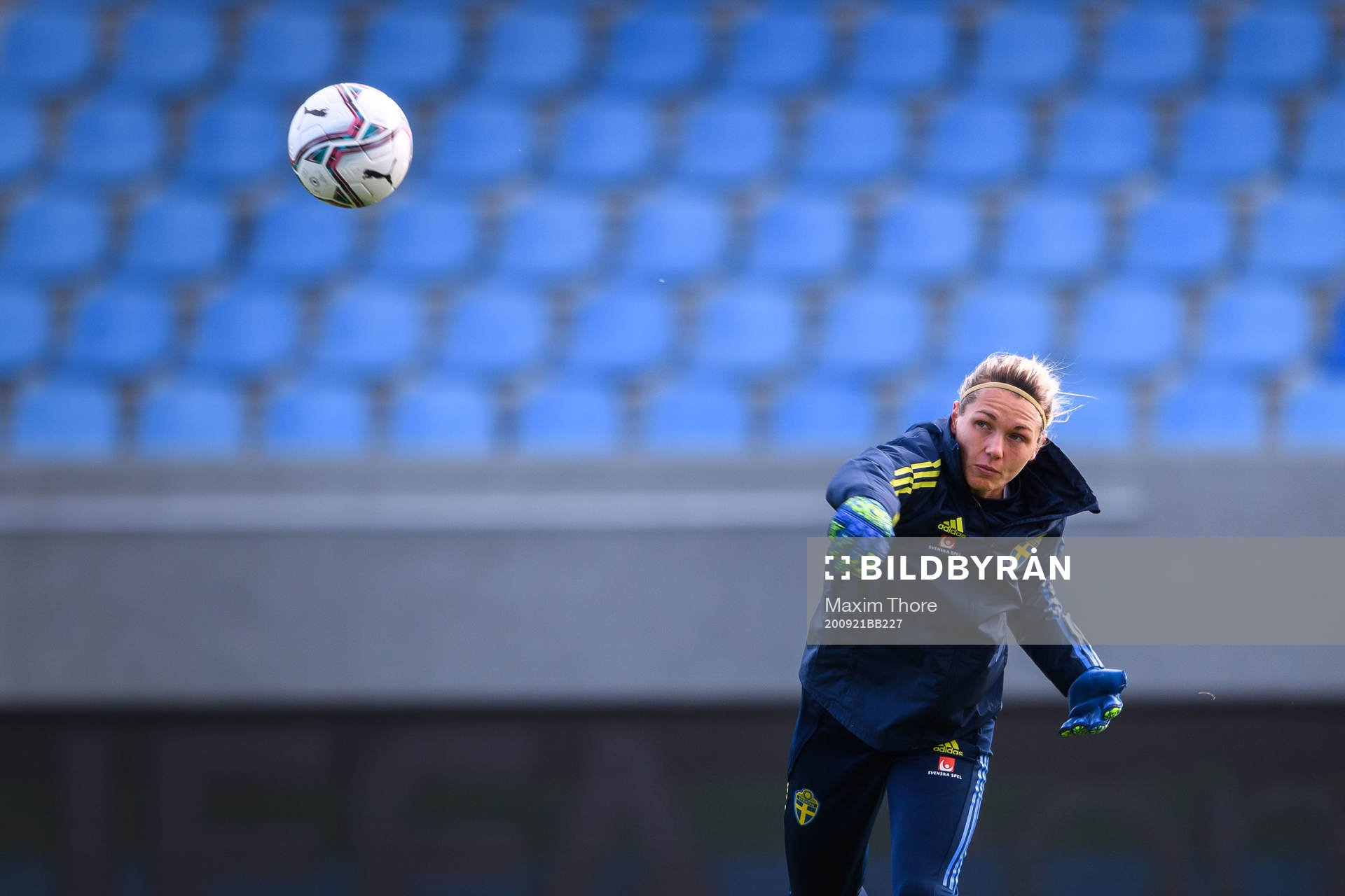 Goalkeeper Jennifer Falk