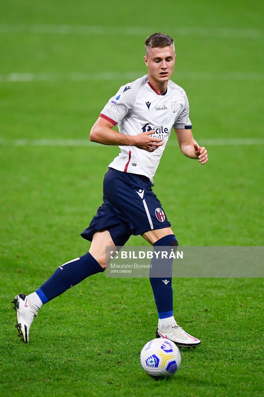 Mattias Svanberg of Bologna