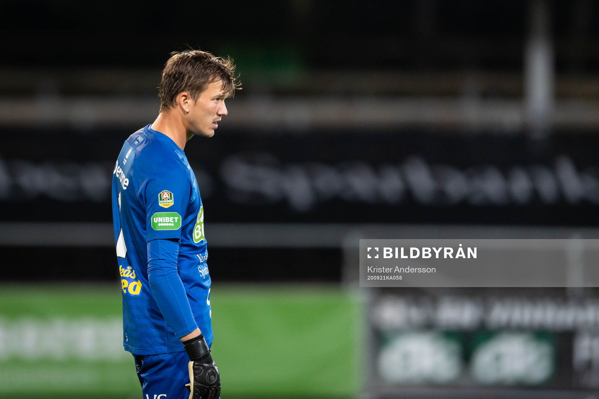 Varbergs målvakt August Strömberg deppar