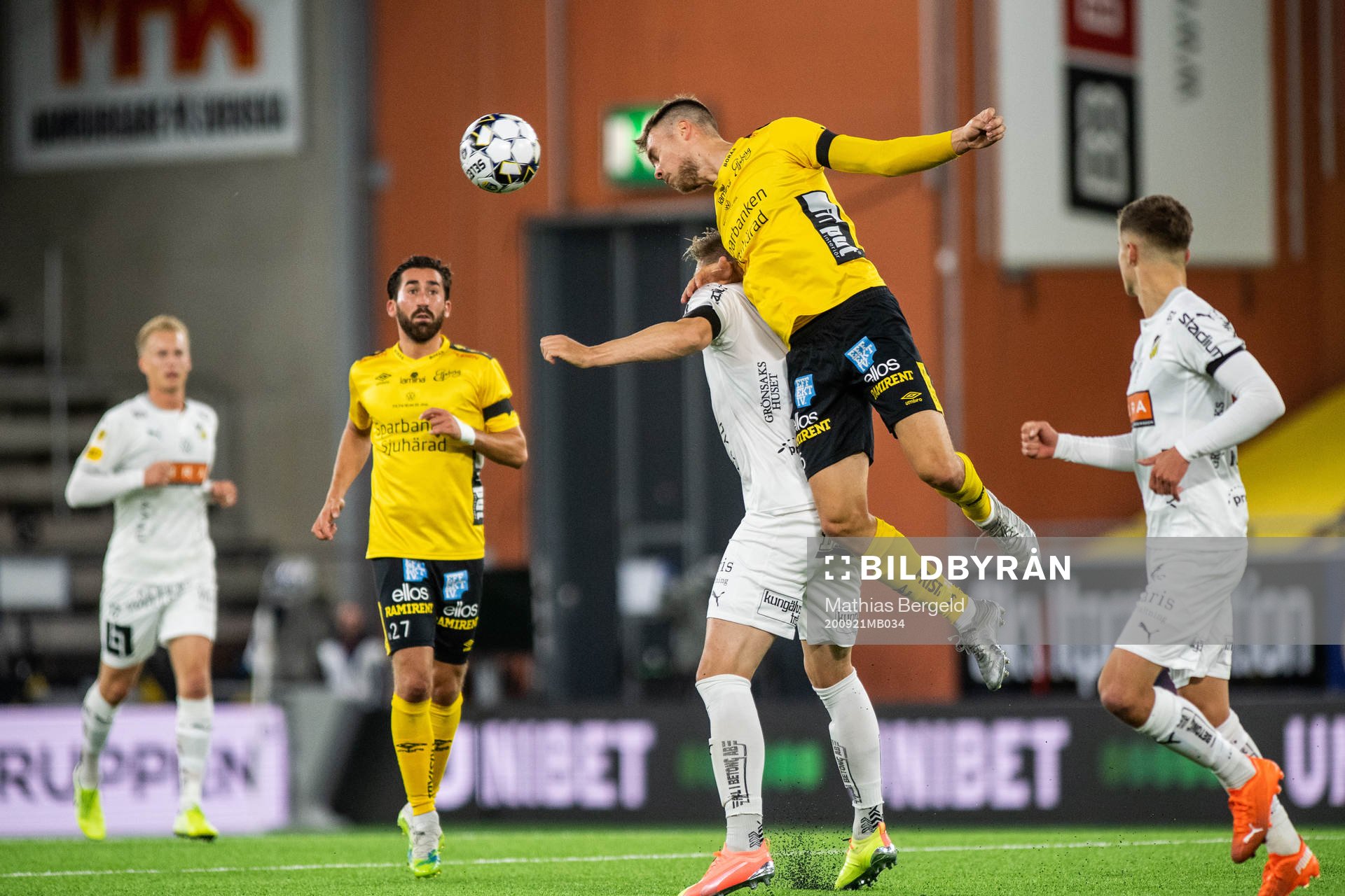 Elfsborgs Leo Väisänen och Häckens Alexander Söderlund