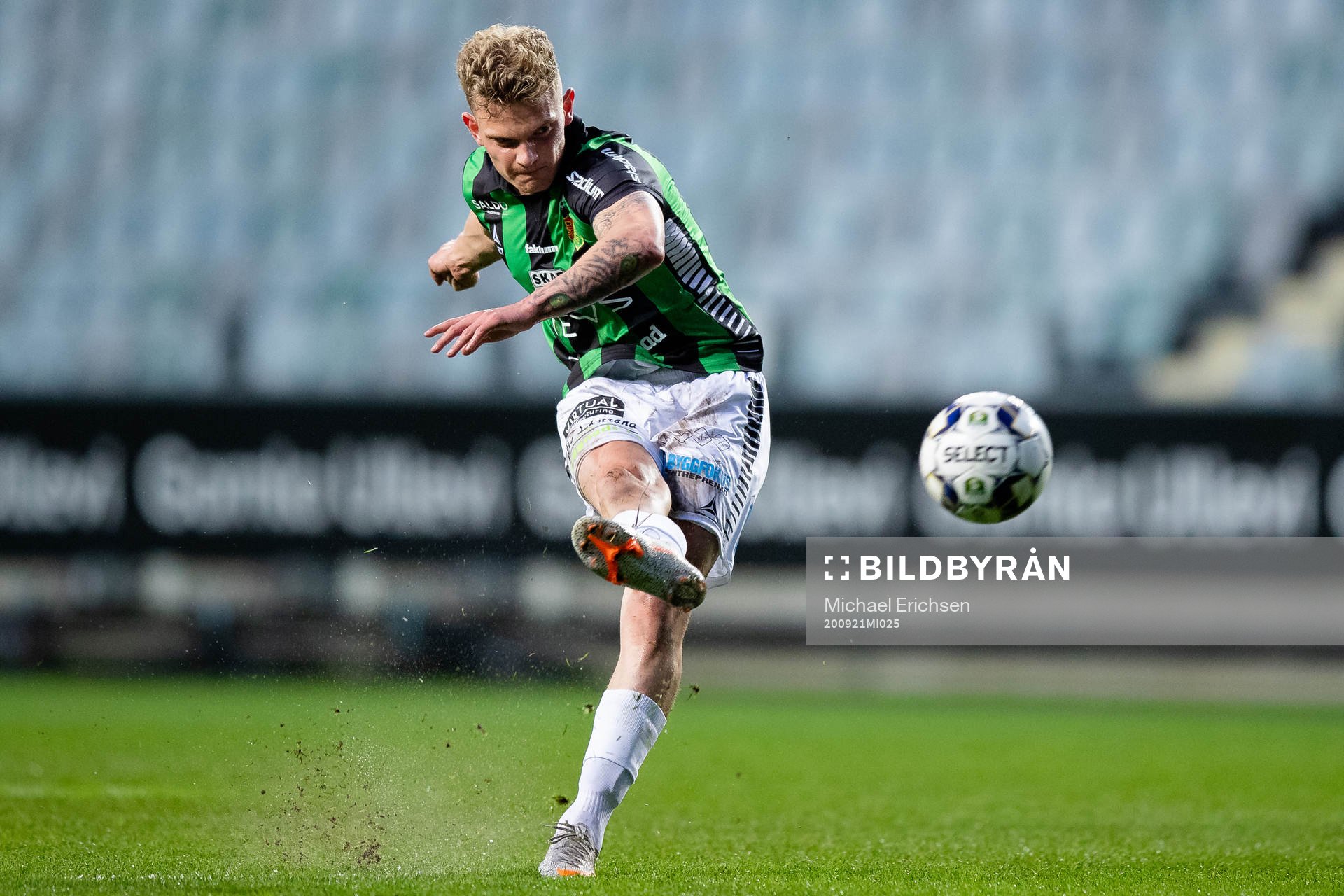 GAIS Meinhard Egilsson Olsen med en frispark