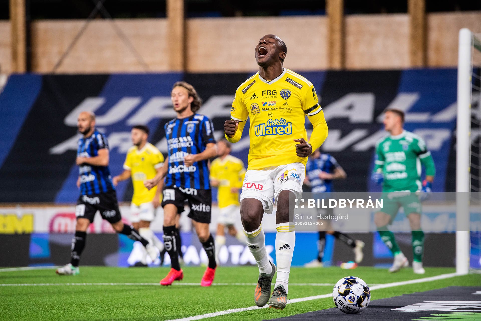 Falkenbergs Nsima Peter deppar