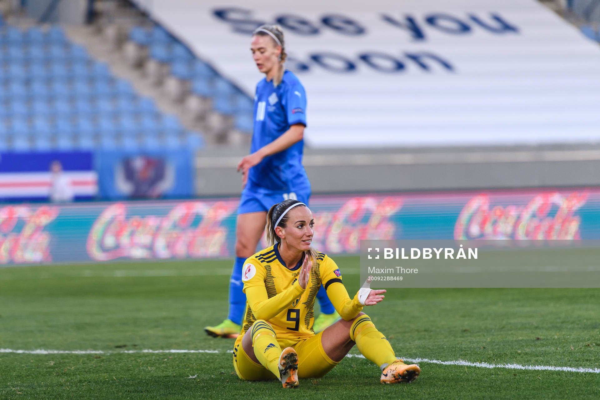 Kosovare Asllani of Sweden looks dejected