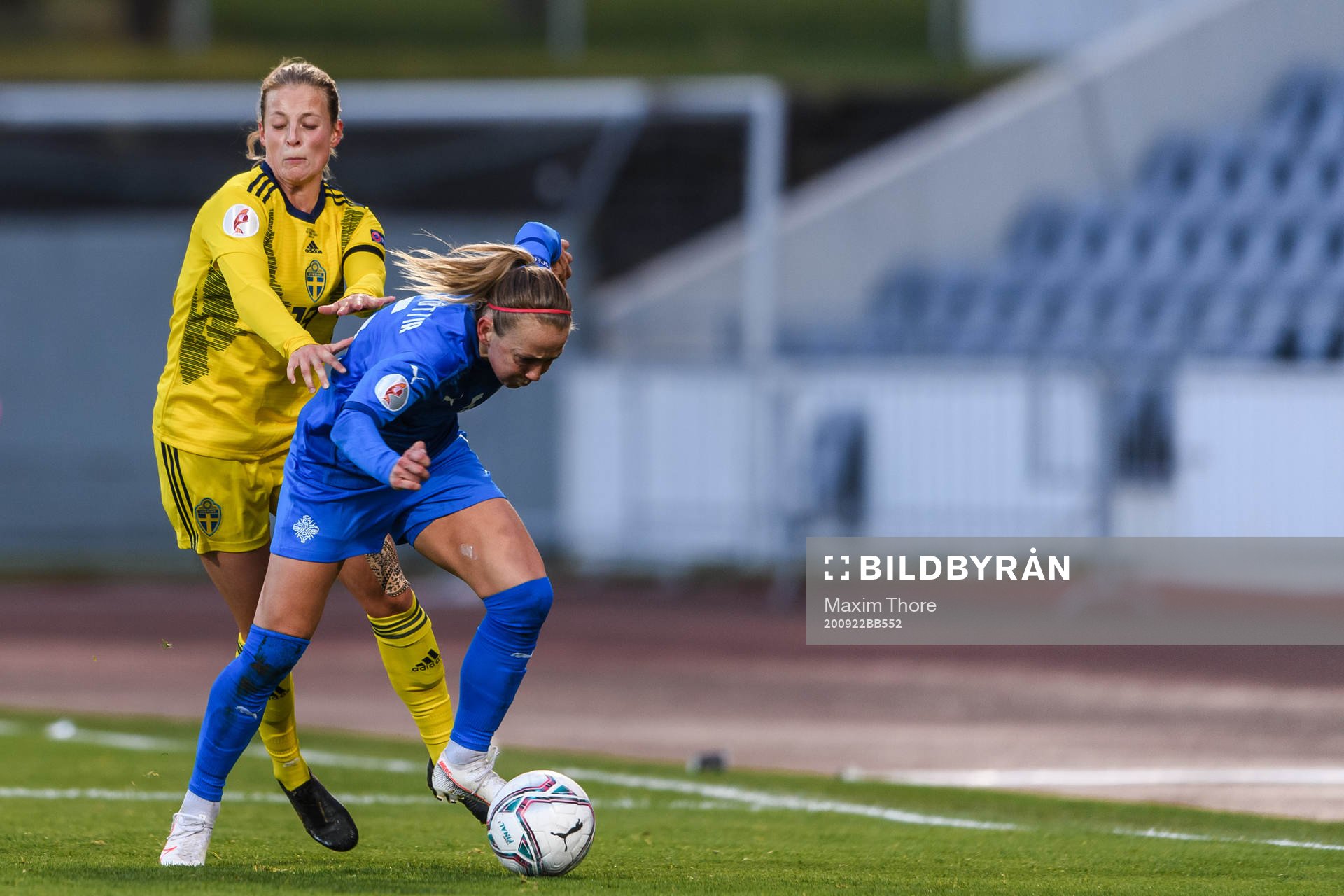 Anna Anvegård of Sweden and Gunnhildur Yrsa Jonsdottir of