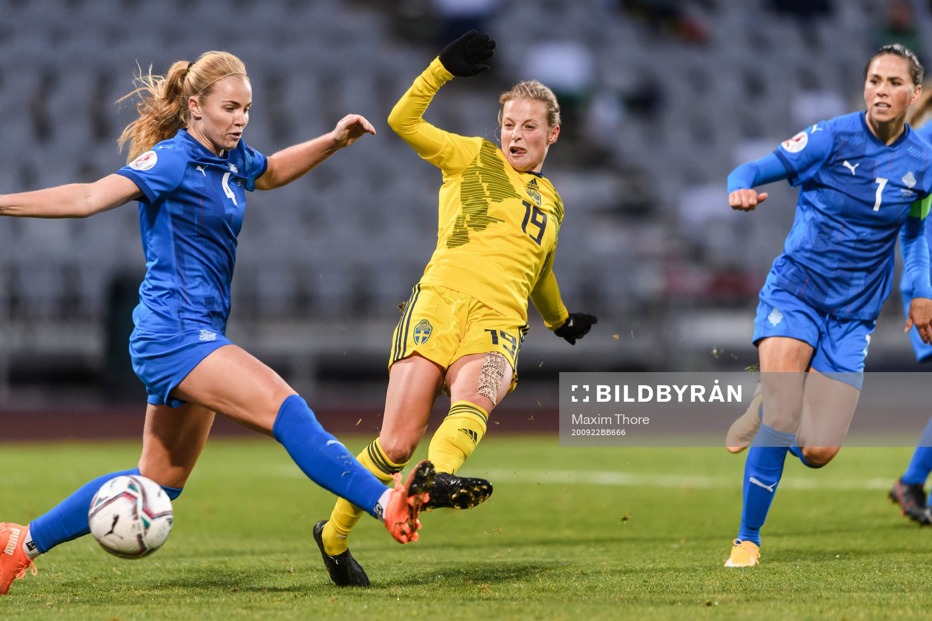 Glodis Perla Viggosdottir of Iceland and Anna Anvegård of