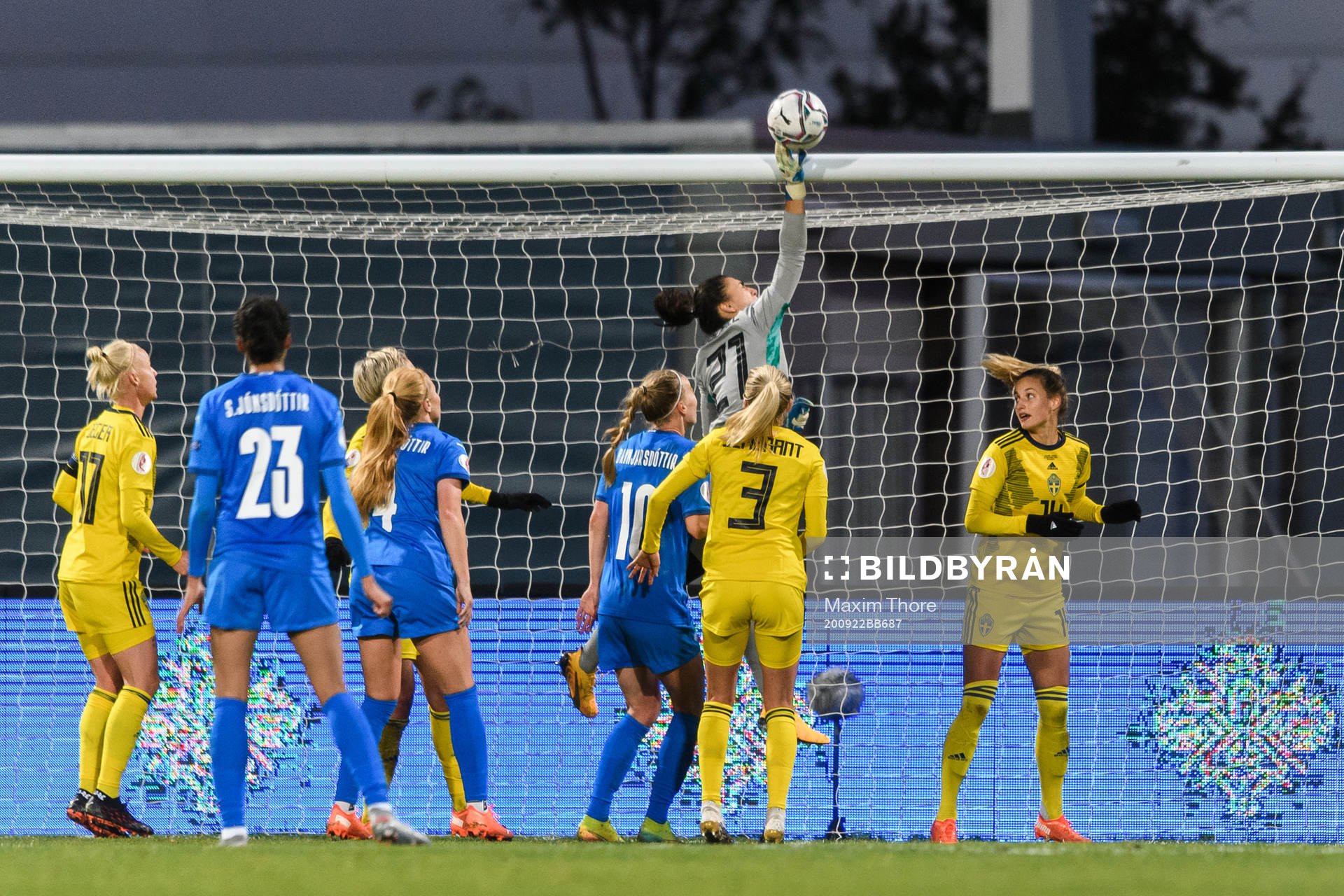 Goalkeeper Zecira Musovic of Sweden