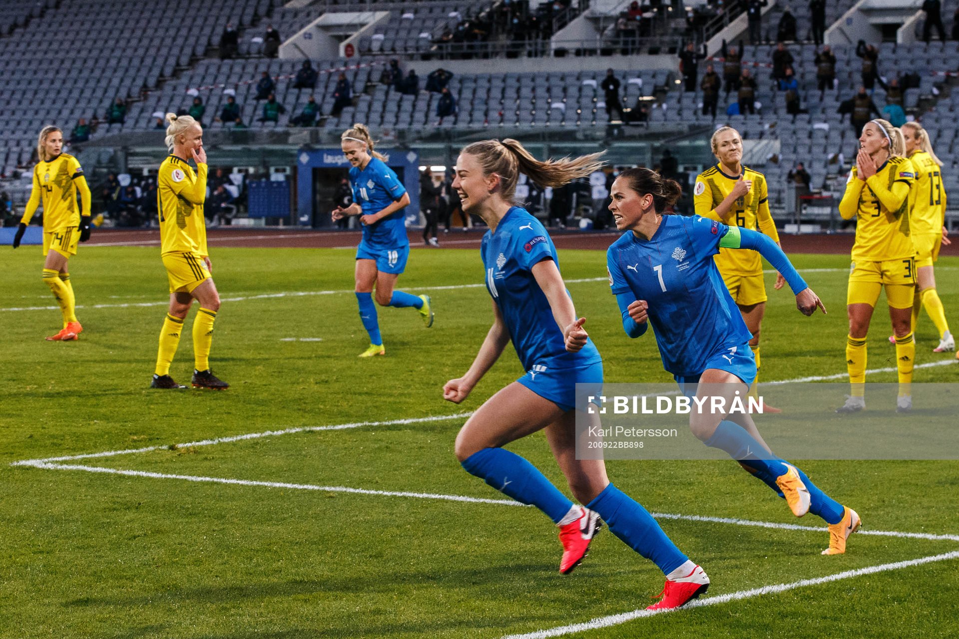Elin Metta Jensen and Sara Björk Gunnarsdottir of Iceland celebrate the 1-1 goal during the UEFA Women's Euro Qualifier football match between Iceland and Sweden on September 22, 2020 in Reykjavik.
