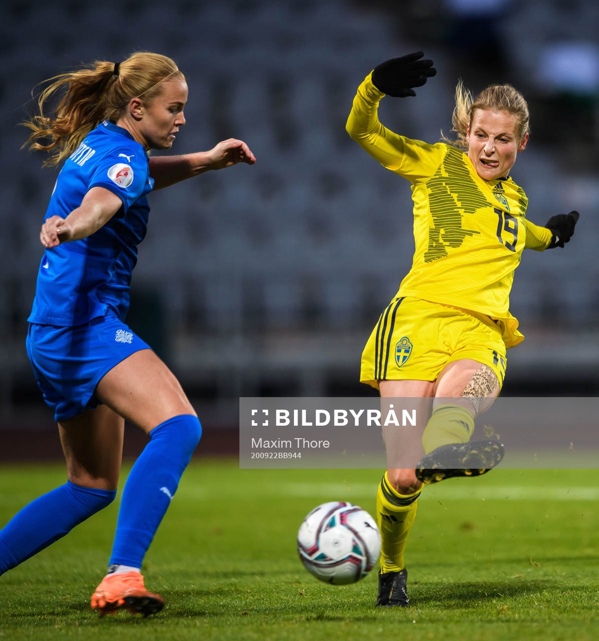 Glodis Perla Viggosdottir of Iceland and Anna Anvegård of