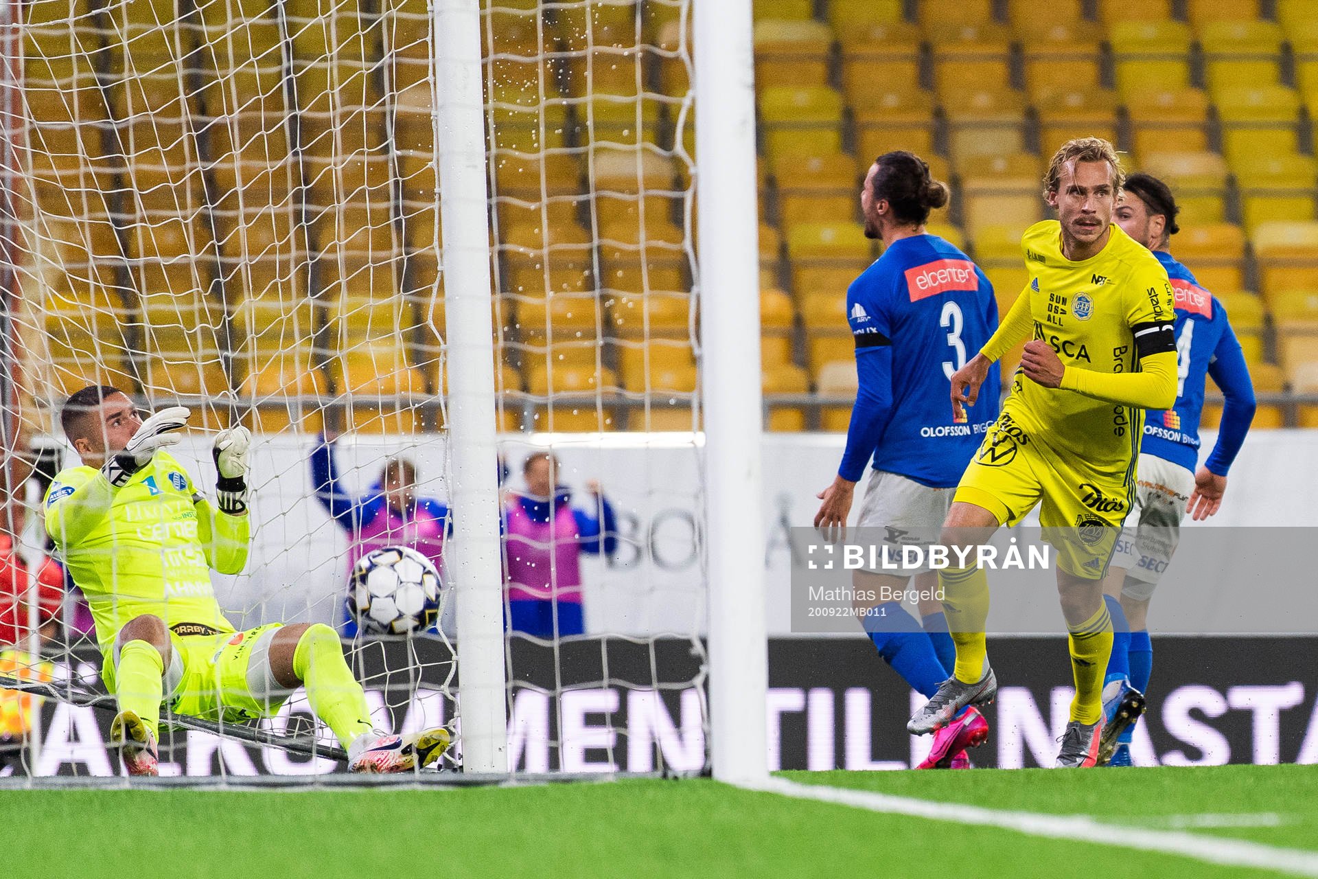 Sundsvalls Pontus Engblom jublar