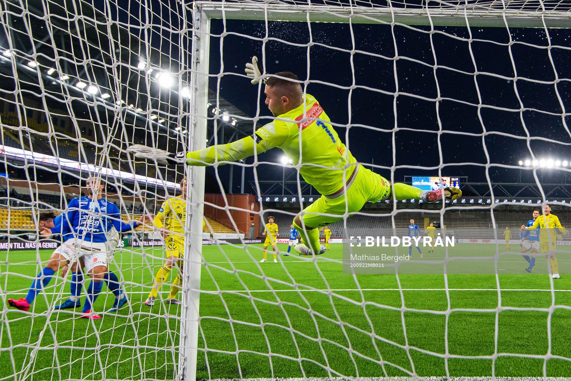 Norrbys målvakt Mergim Krasniqi släpper in 0-1