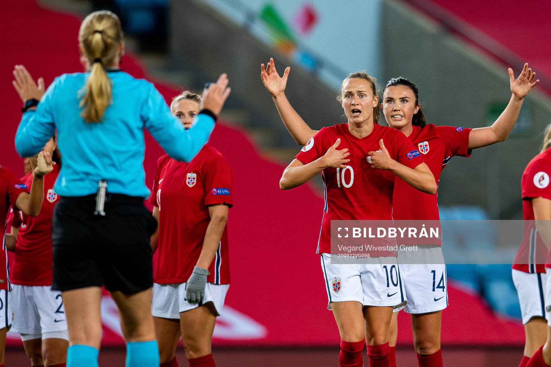 Caroline Graham Hansen of Norway reacts as referee Petra