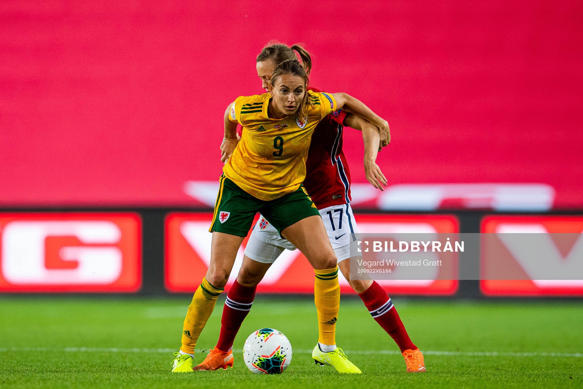Kayleigh Green of Wales and Kristine Minde of Norway