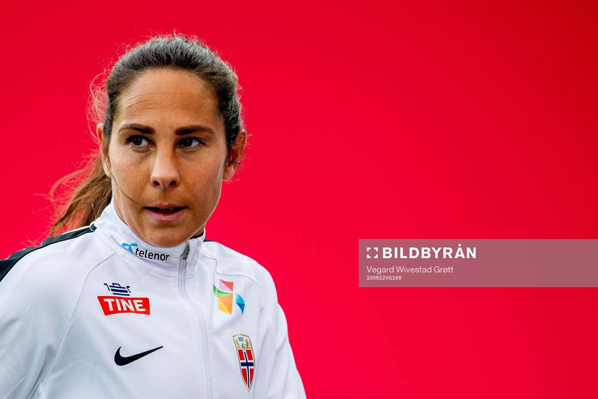 Ingrid Moe Wold of Norway warms up