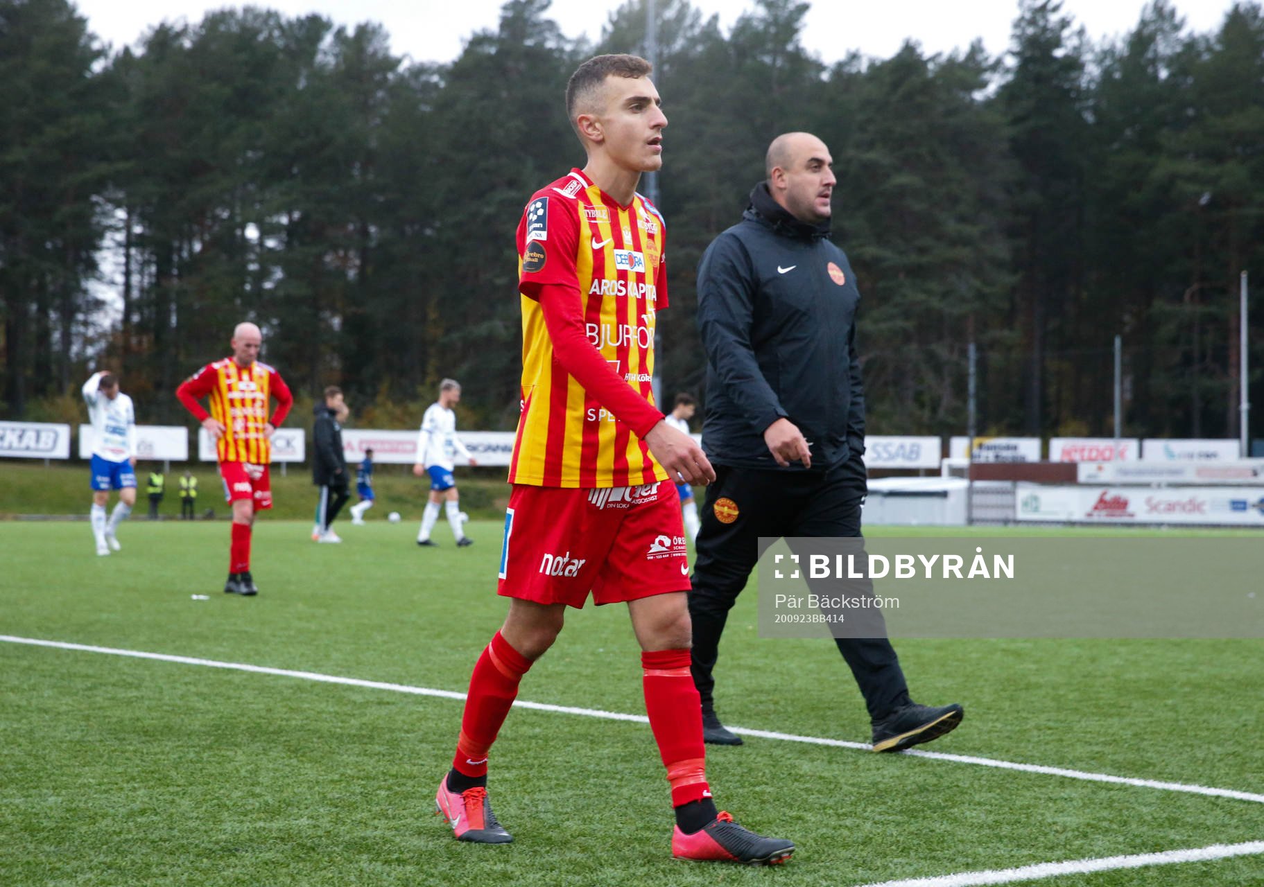 Örebro Syrianskas Eliyo Turkan och huvudtränare Barsaum