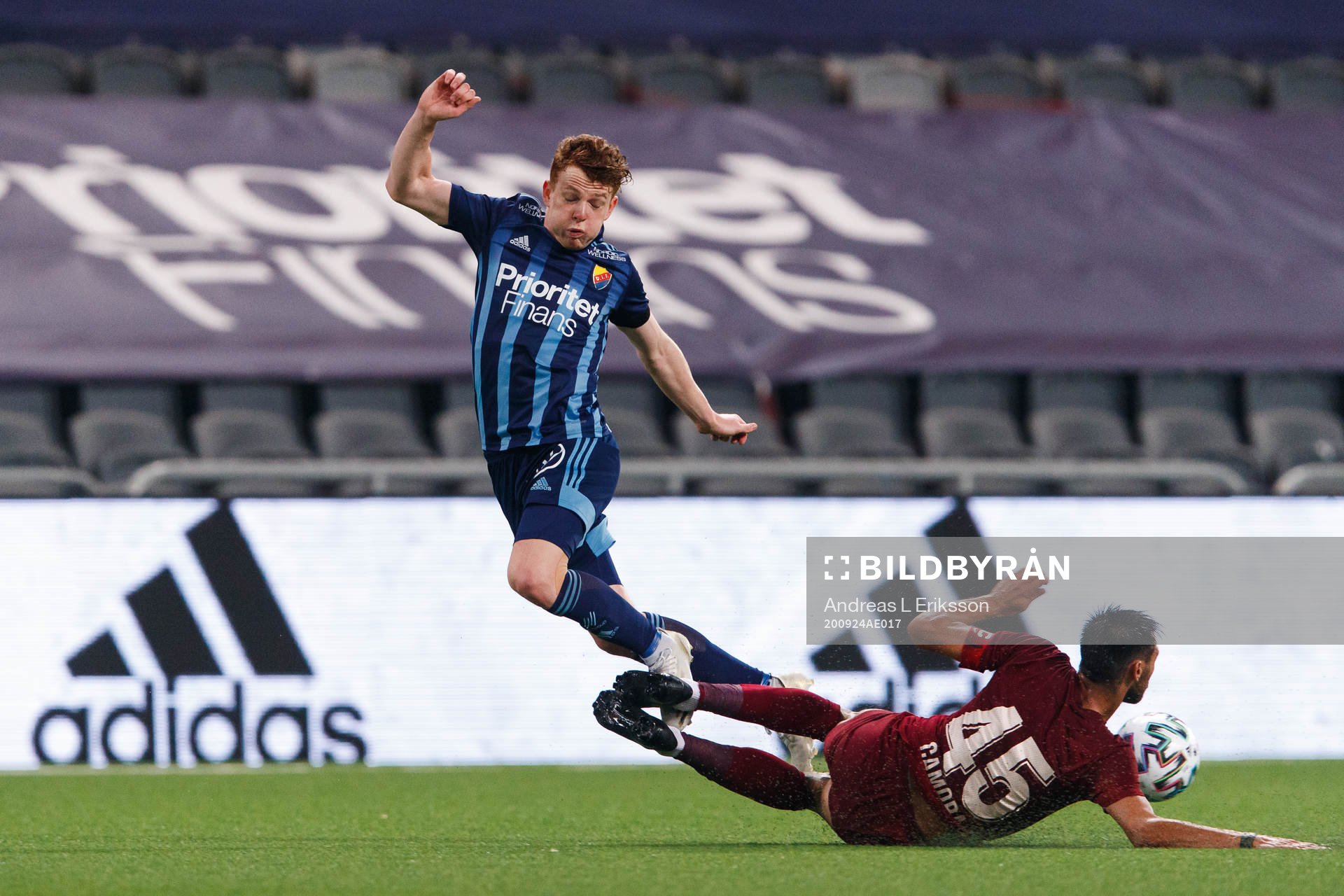 Aslak Witry of Djurgården and Mario Camora of CFR Cluj