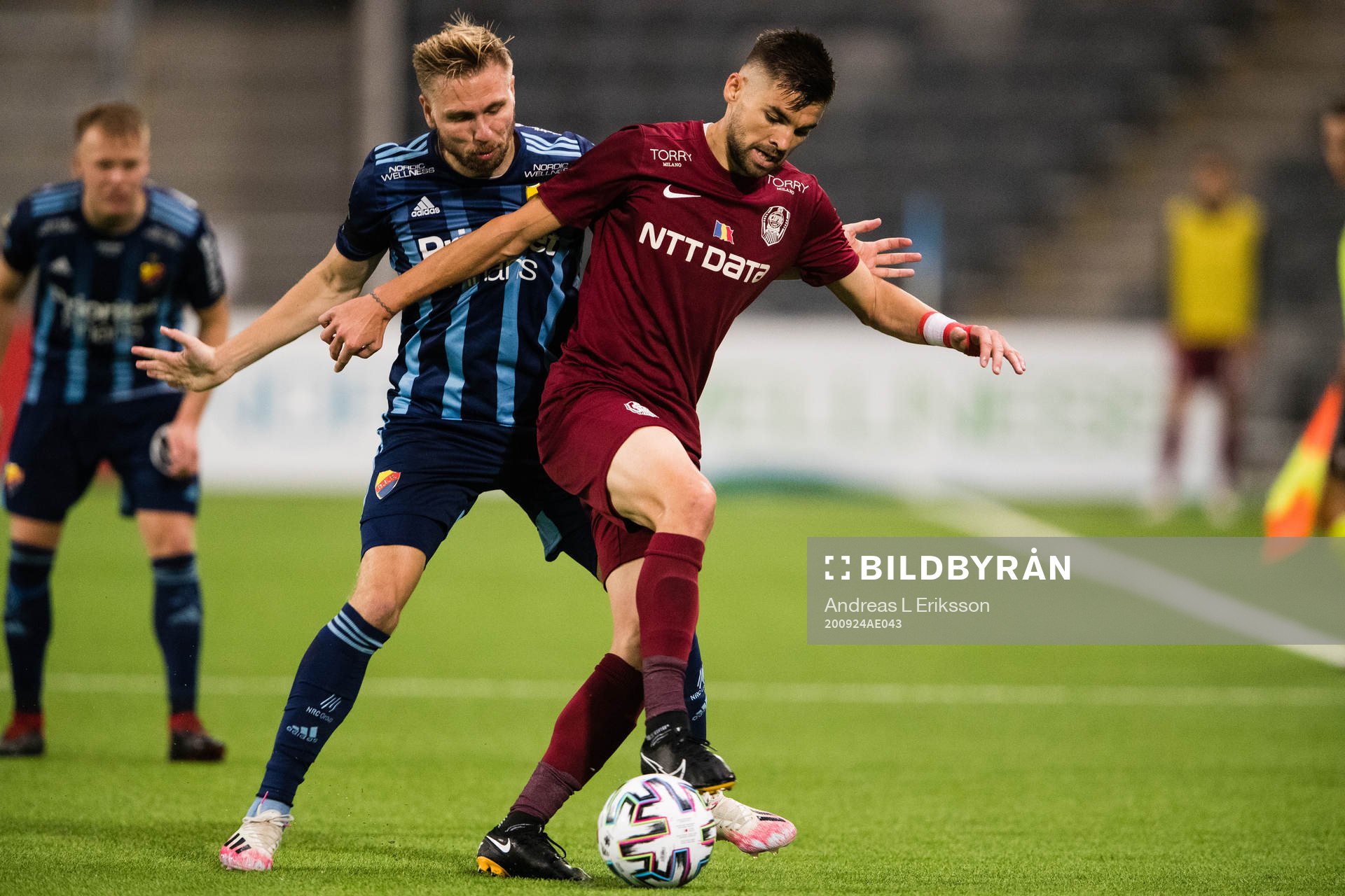 Jonathan Ring of Djurgården and Mateo Susic of CFR Cluj