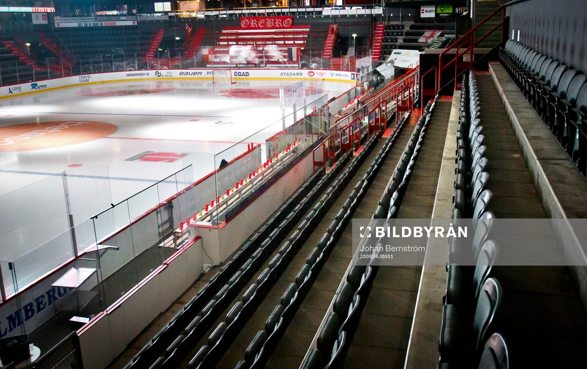 Tomma läktare i Behrn Arena