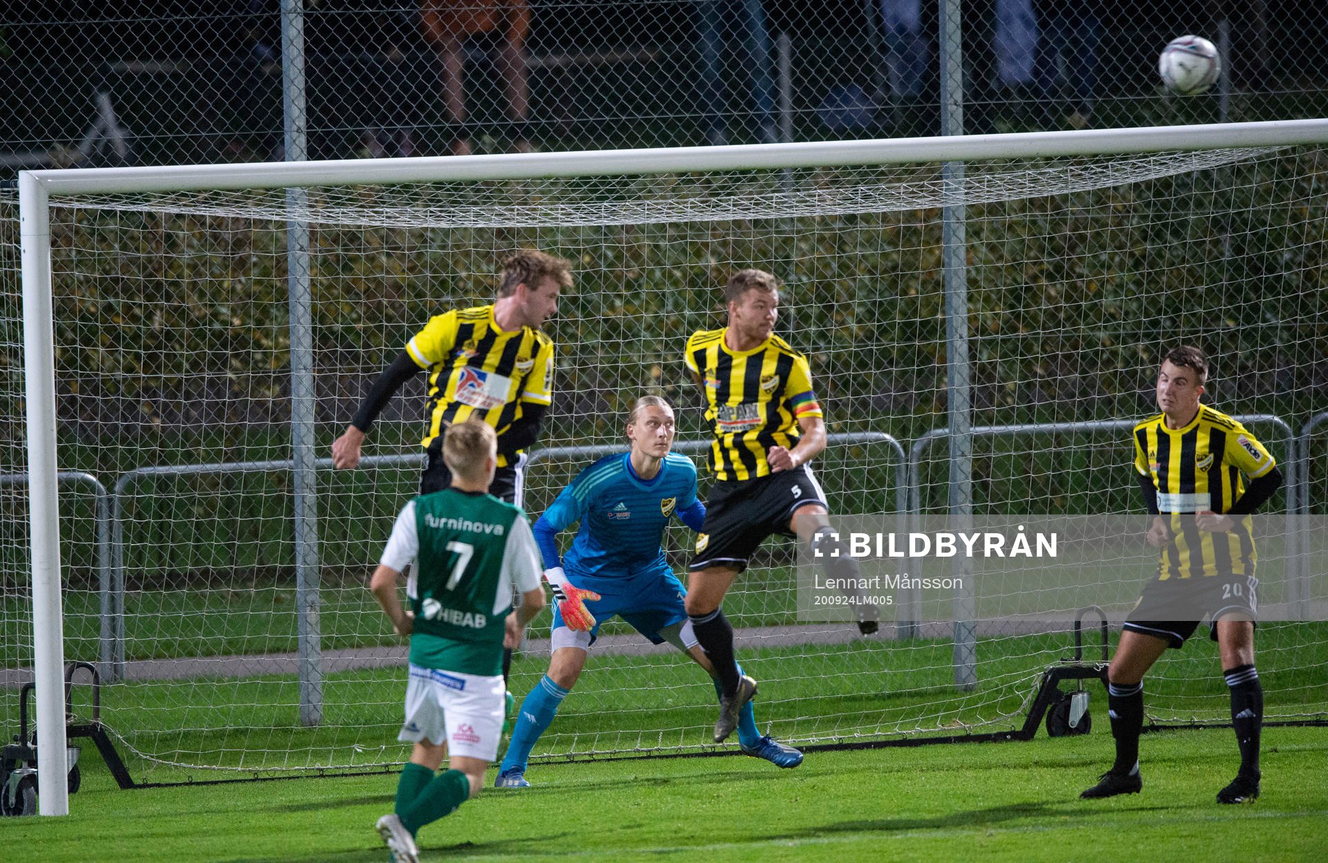 i matchen mellan Hässleholms IF och IFK Hässleholm i