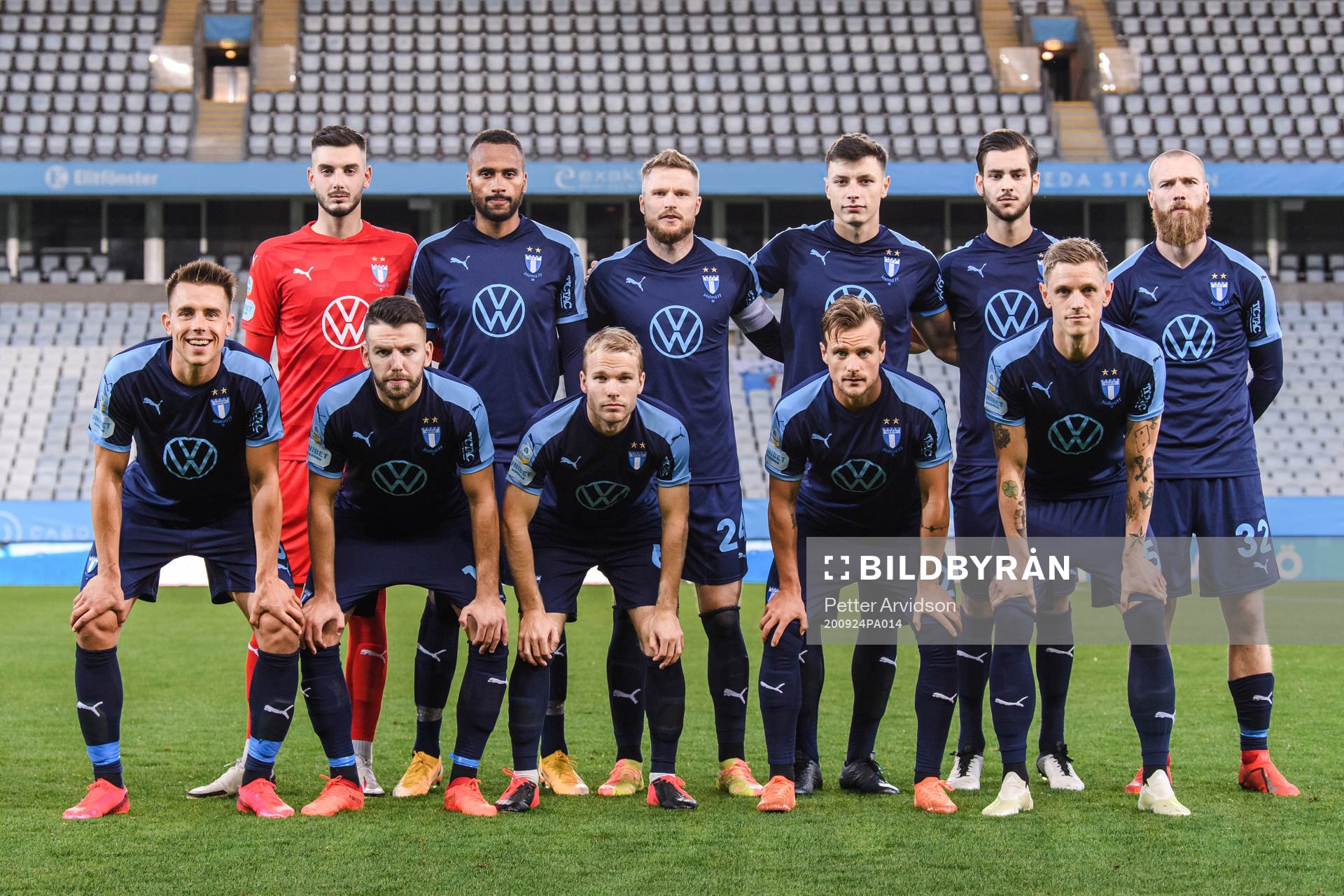 The starting eleven of Malmö FF pose for a portrait
