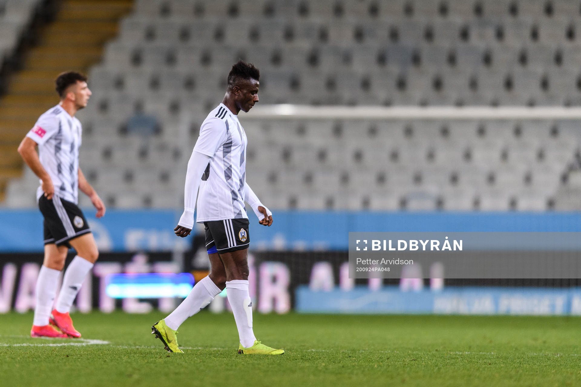 Reuben Acquah of Lokomotiva Zagreb looks dejected