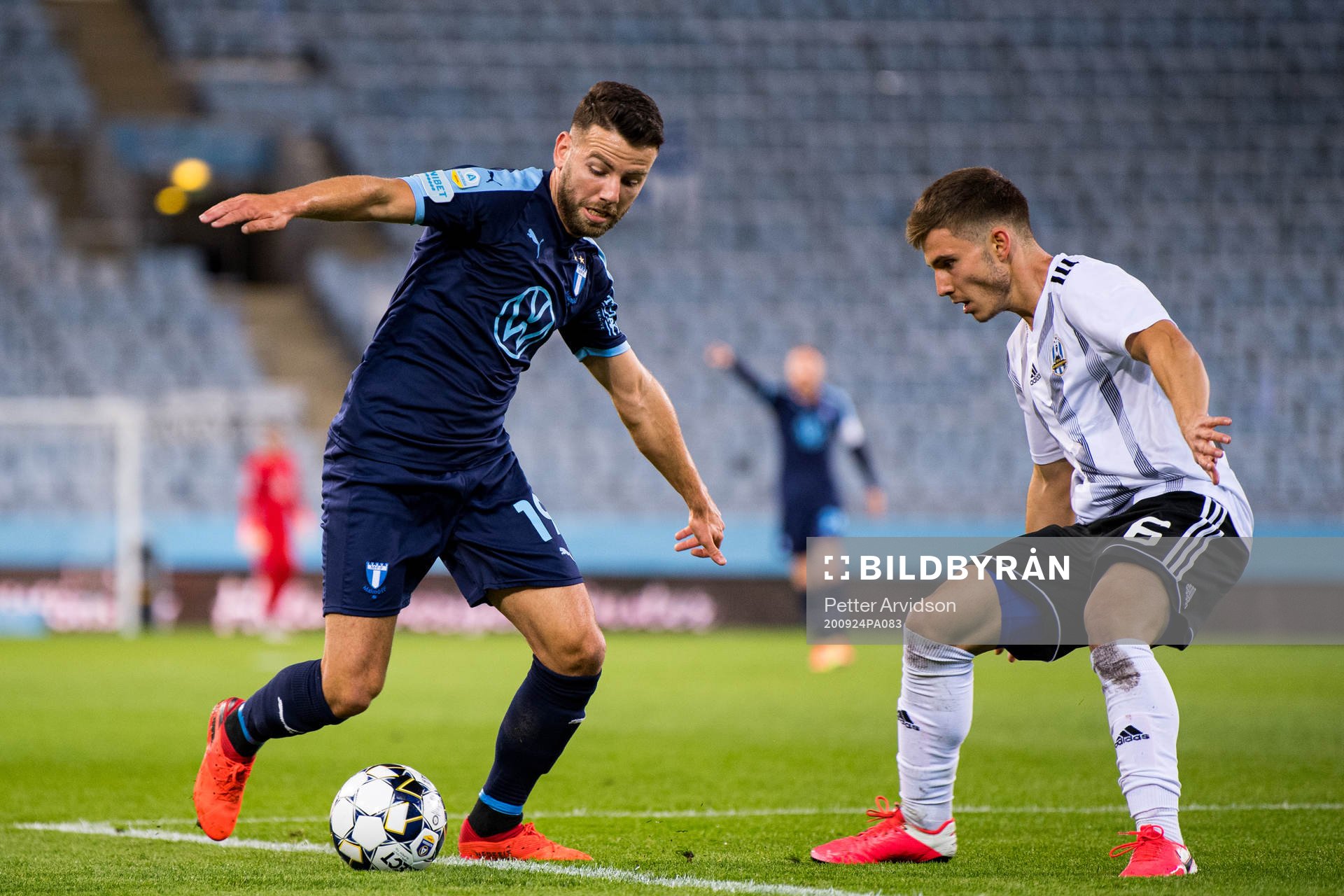 Erdal Rakip of Malmö FF and Dominik Kovacic of Lokomotiva