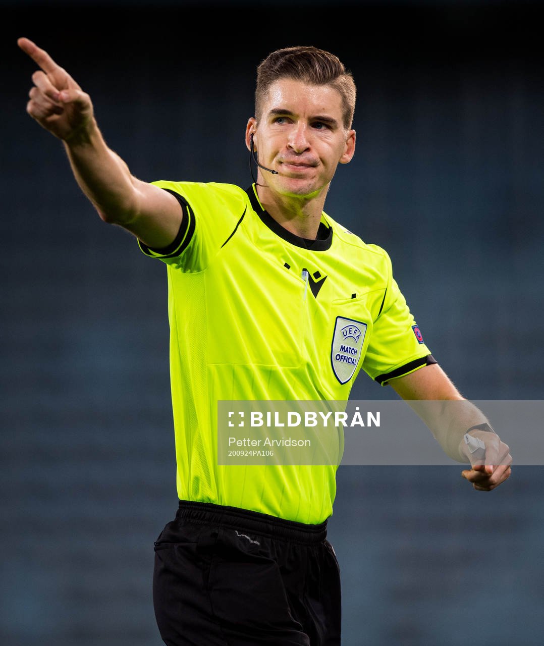 Referee François Letexier