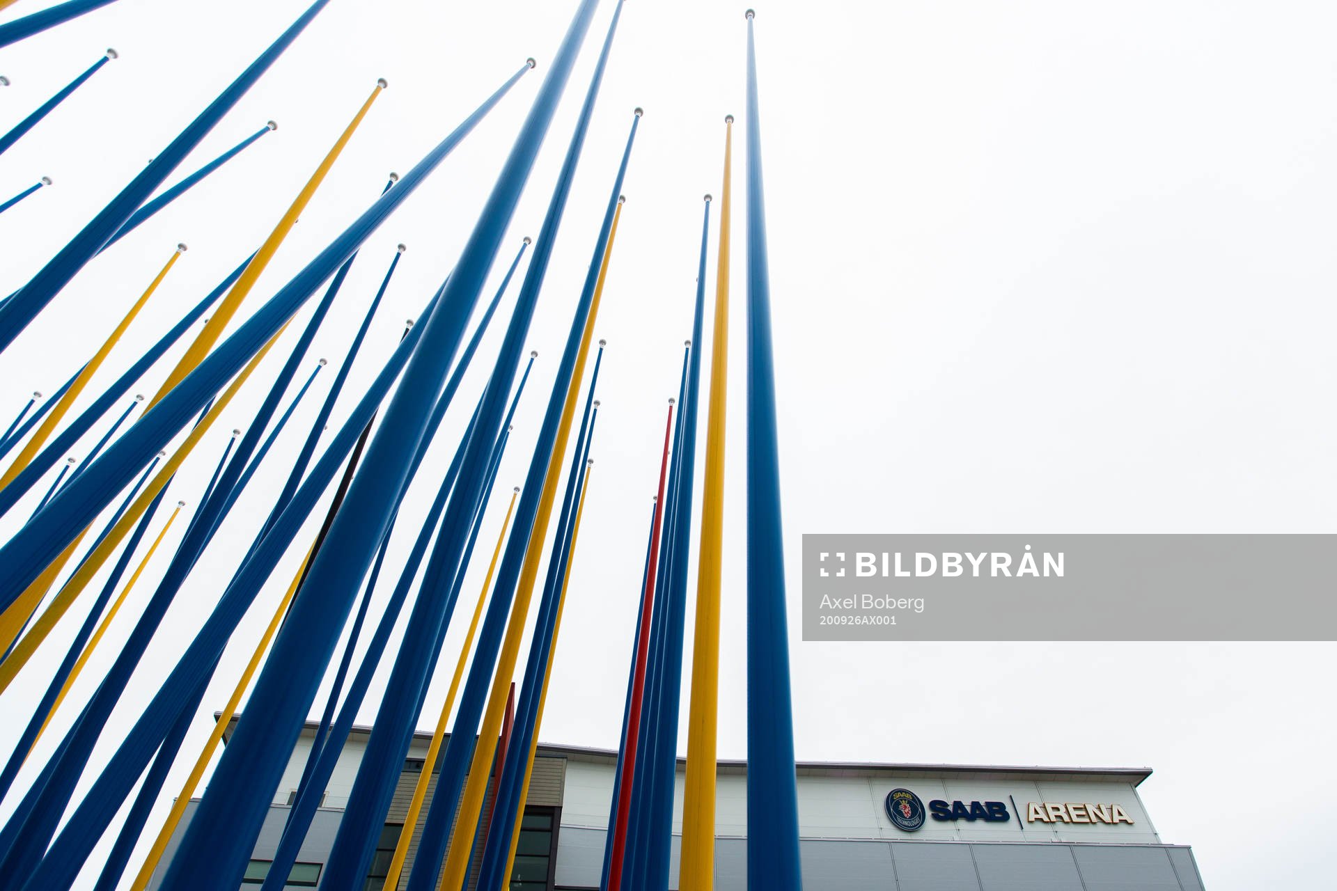 Ett konstverk utanför Saab Arena