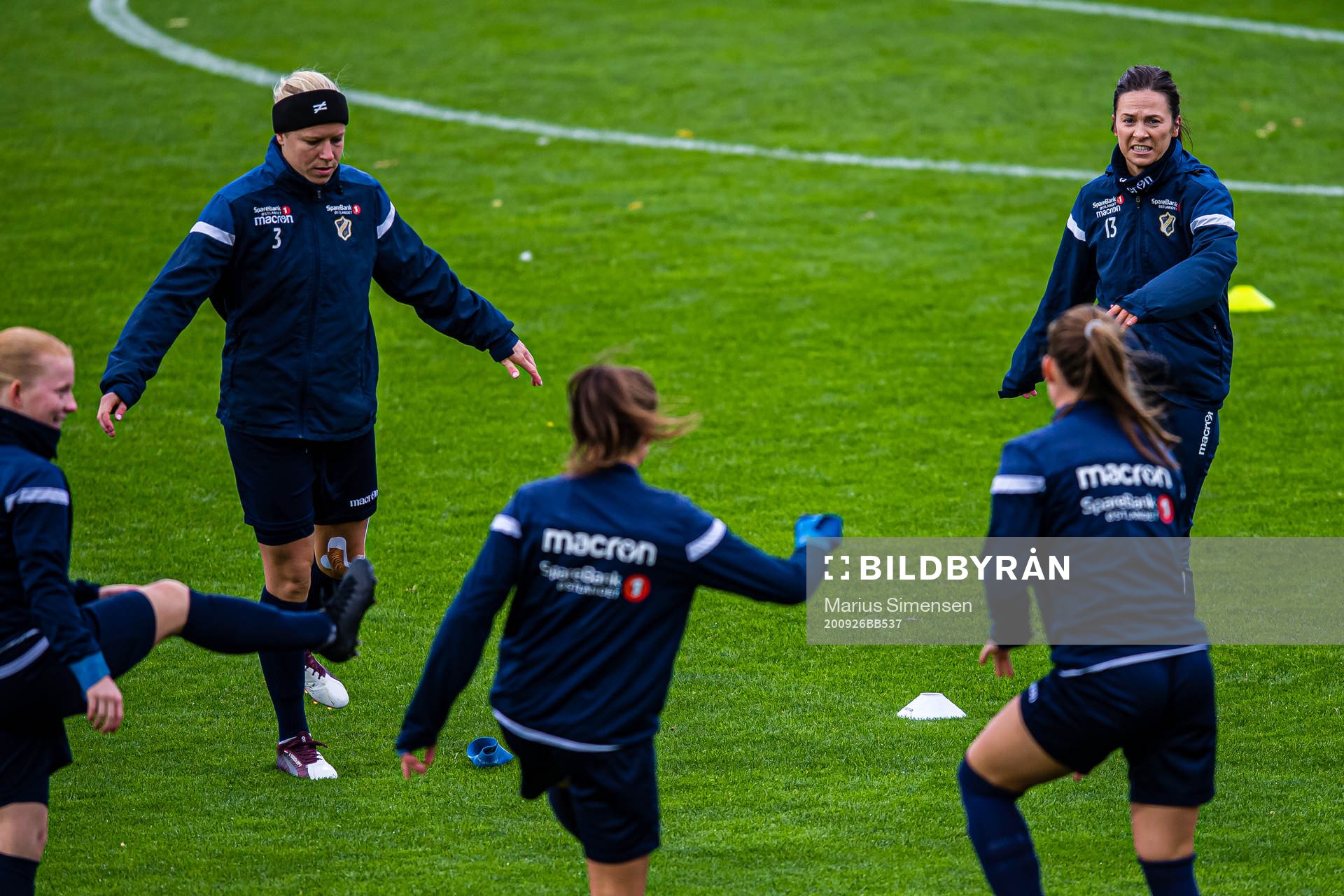 Ingrid Katrine Buer Søndenå and Siri N Grønli of Stabæk