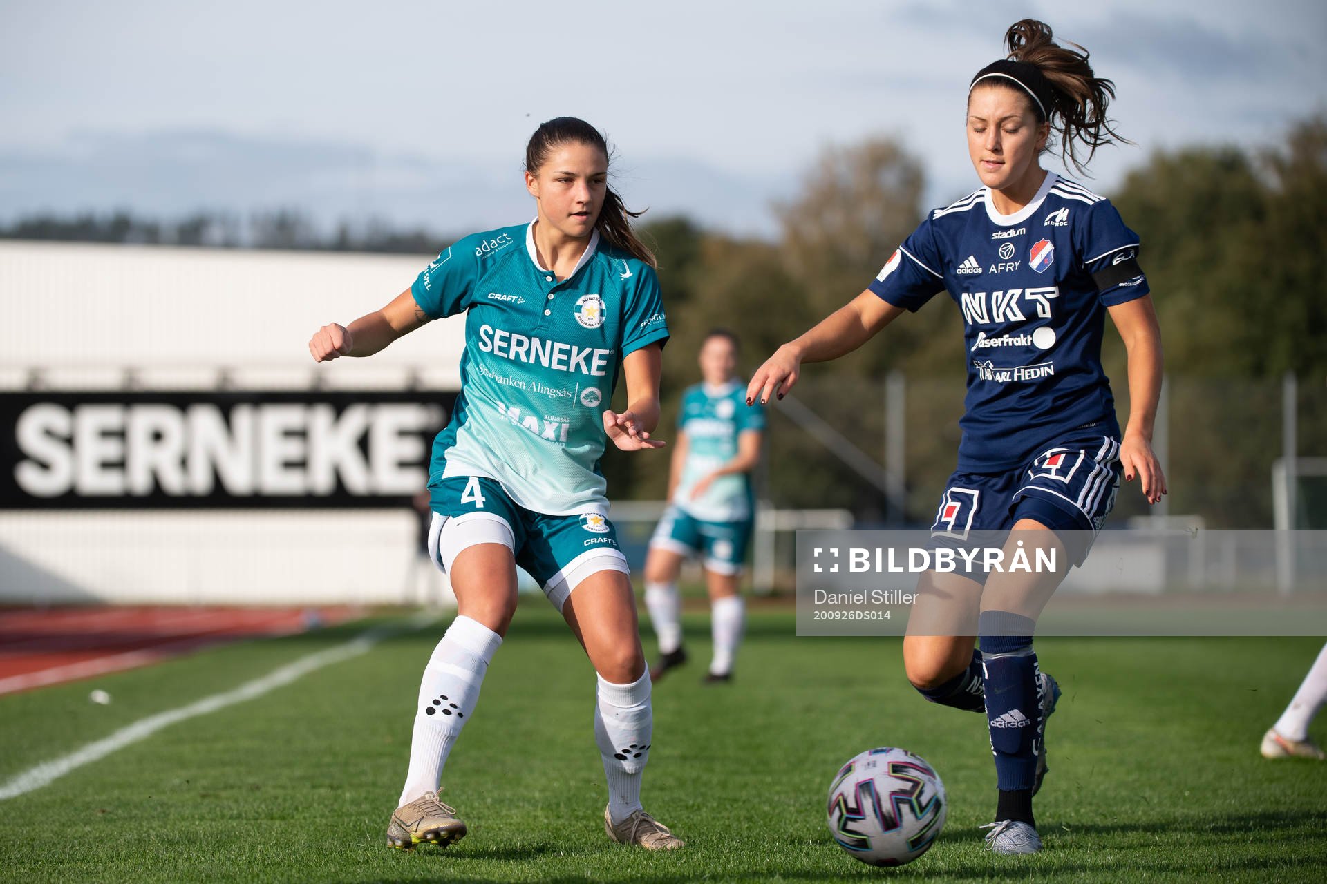 Alingsås Alexandra Roholt och Kvarnsvedens  Emma Lindén