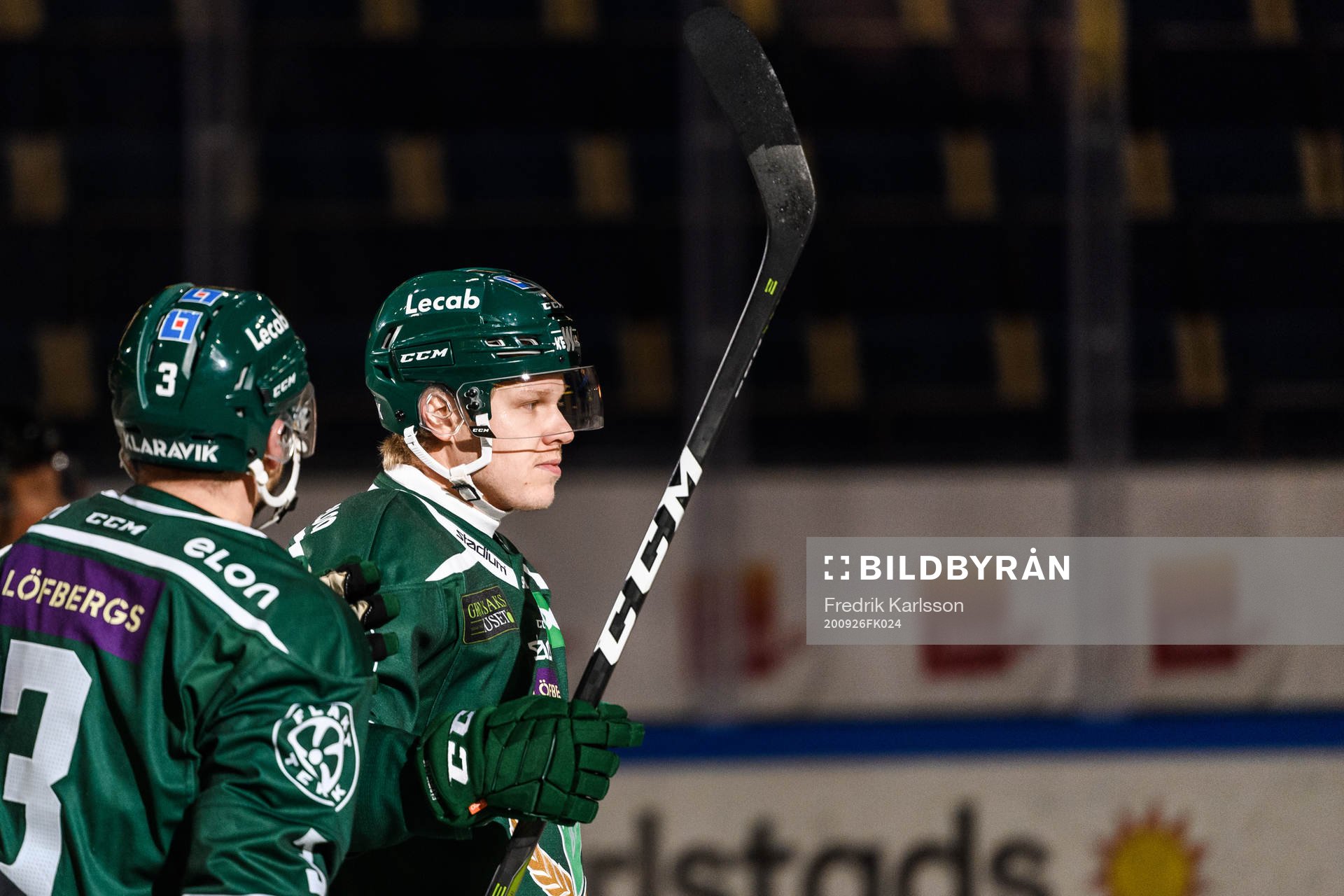 Färjestads Daniel Viksten jublar