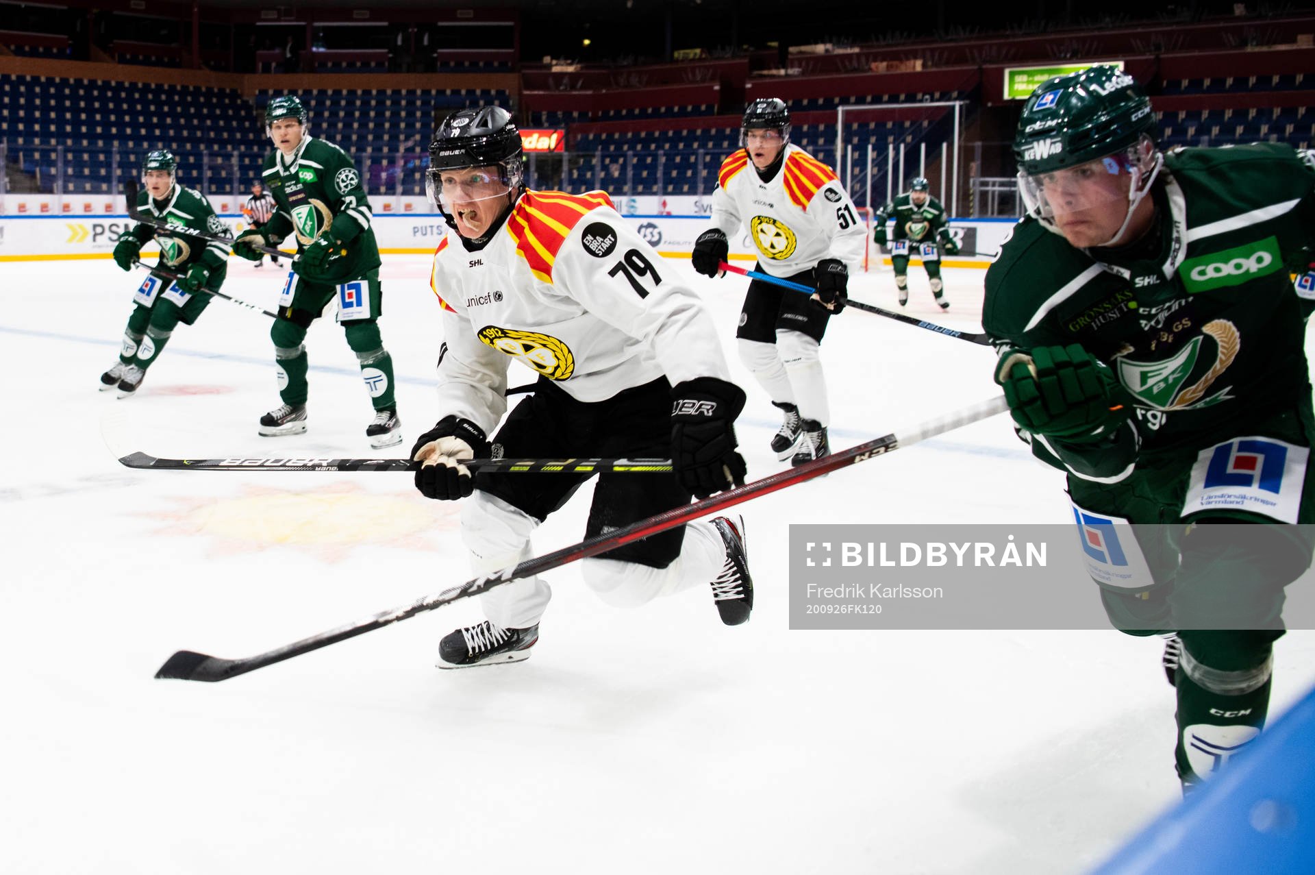 Brynäs Daniel Mannberg och Färjestads Carl Jakobsson
