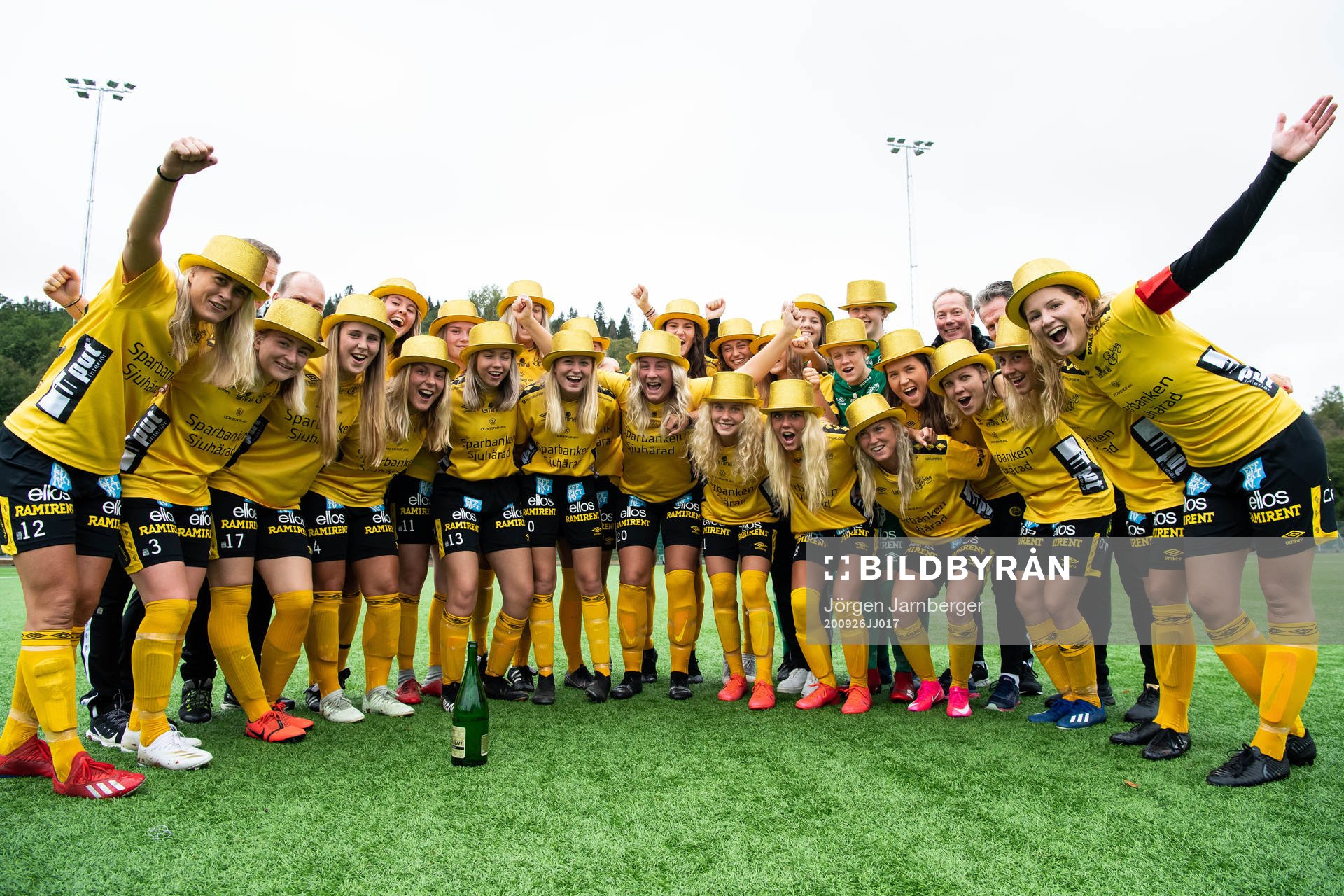 Elfsborgs damlag firar seriesegern i division 4