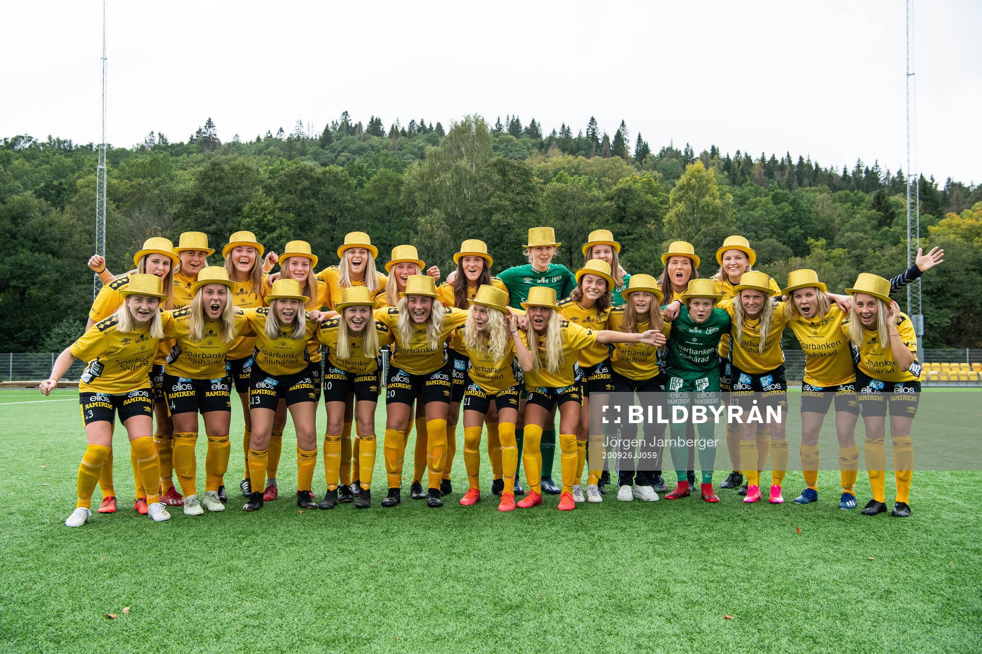 Elfsborgs damlag firar seriesegern i division 4