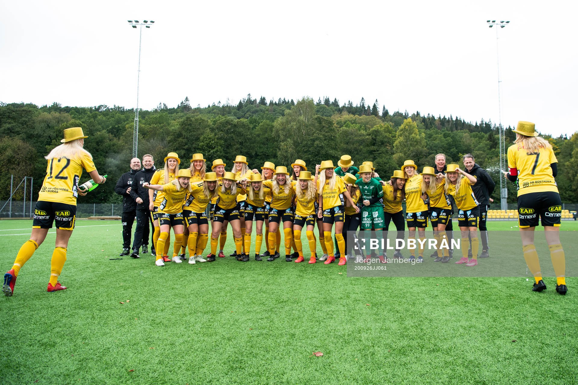Elfsborgs damlag firar seriesegern i division 4