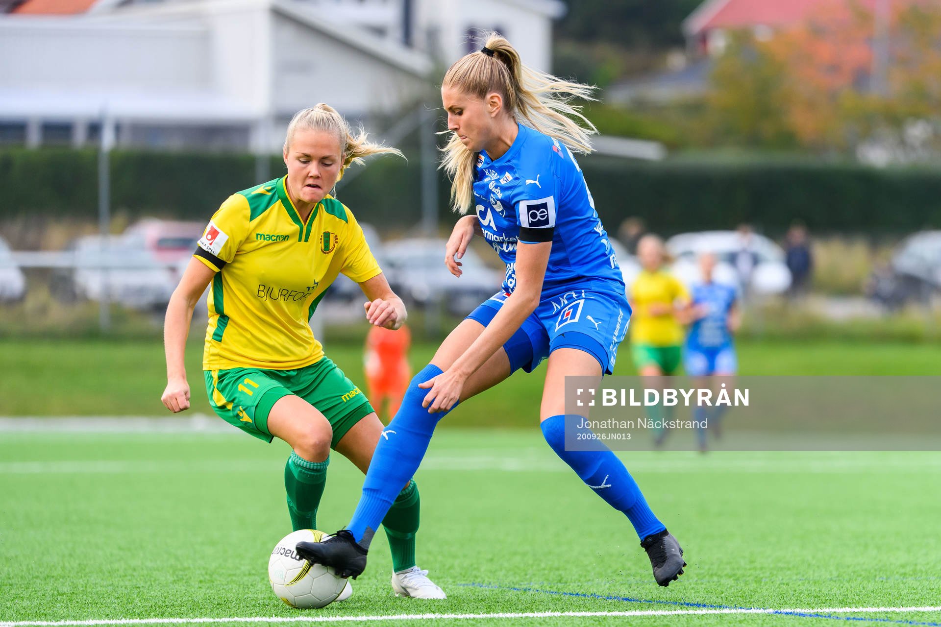 Kalmars Kajsa Lang och Bollstanäs Anna Thim