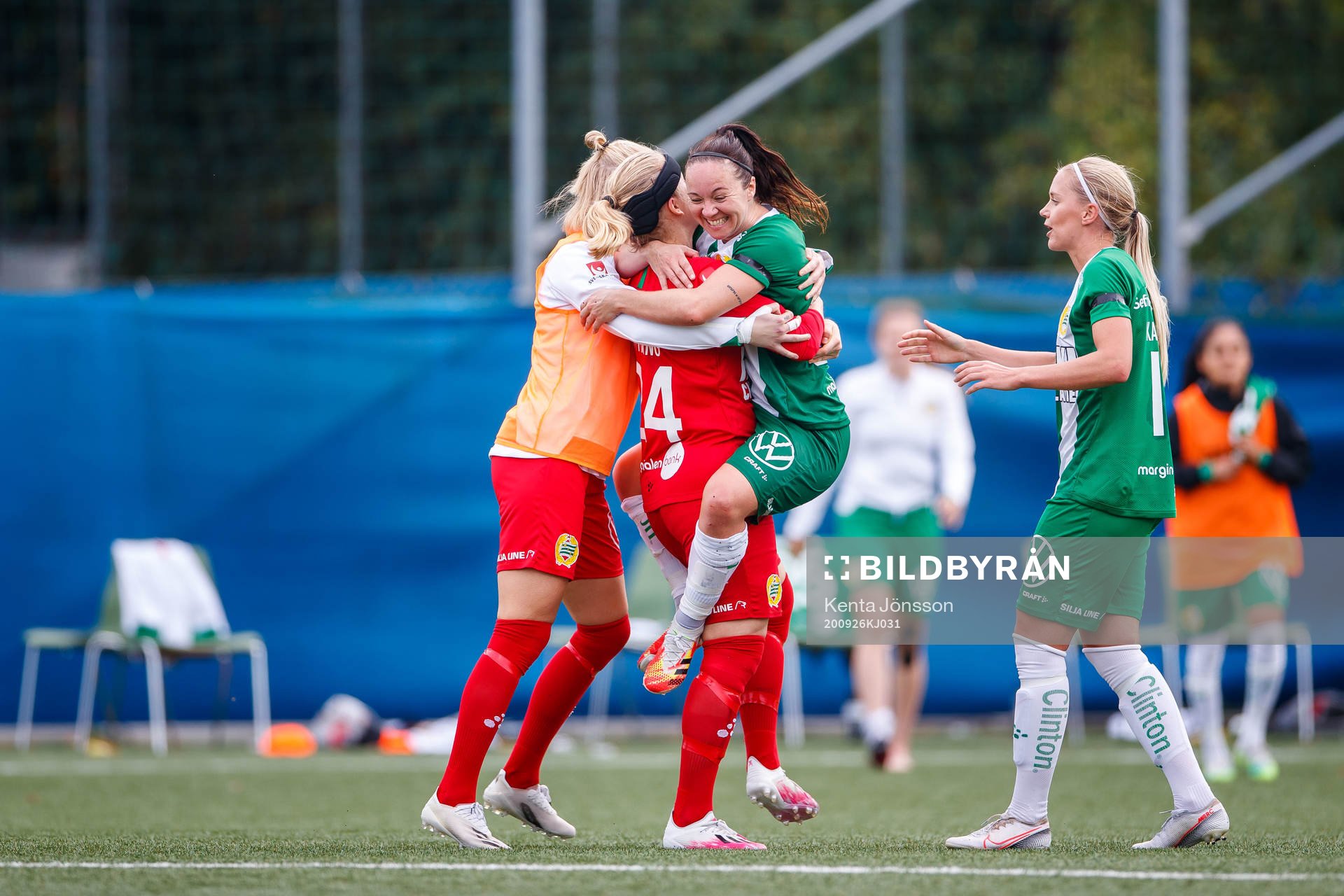 Hammarbys spelare jublar